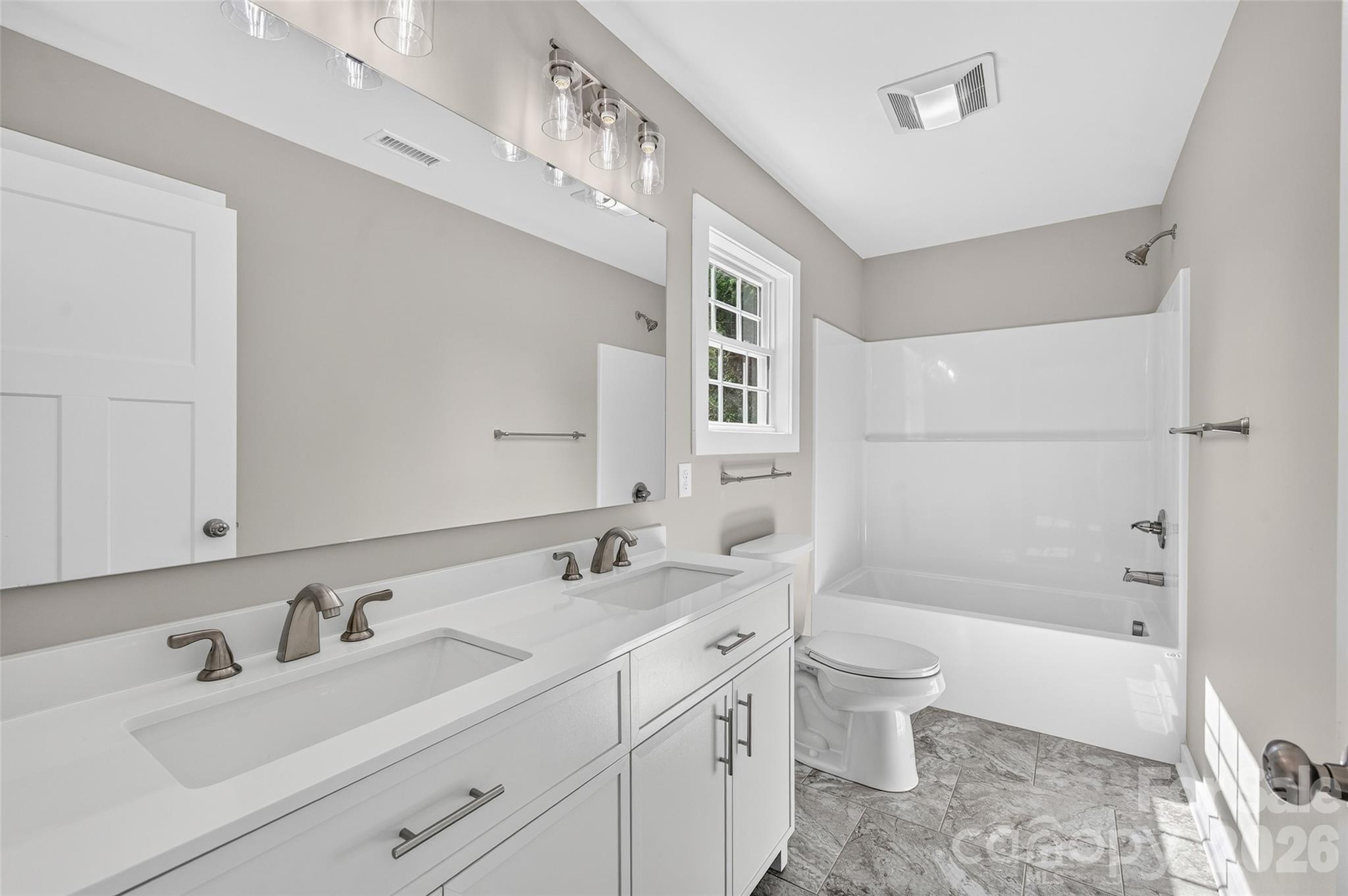 405 Falls Avenue — Granite Falls