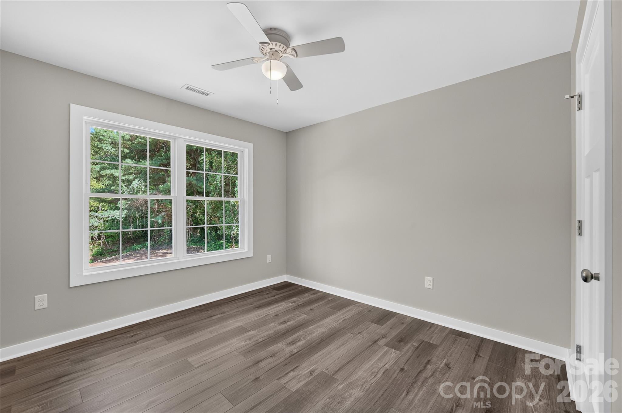 405 Falls Avenue — Granite Falls