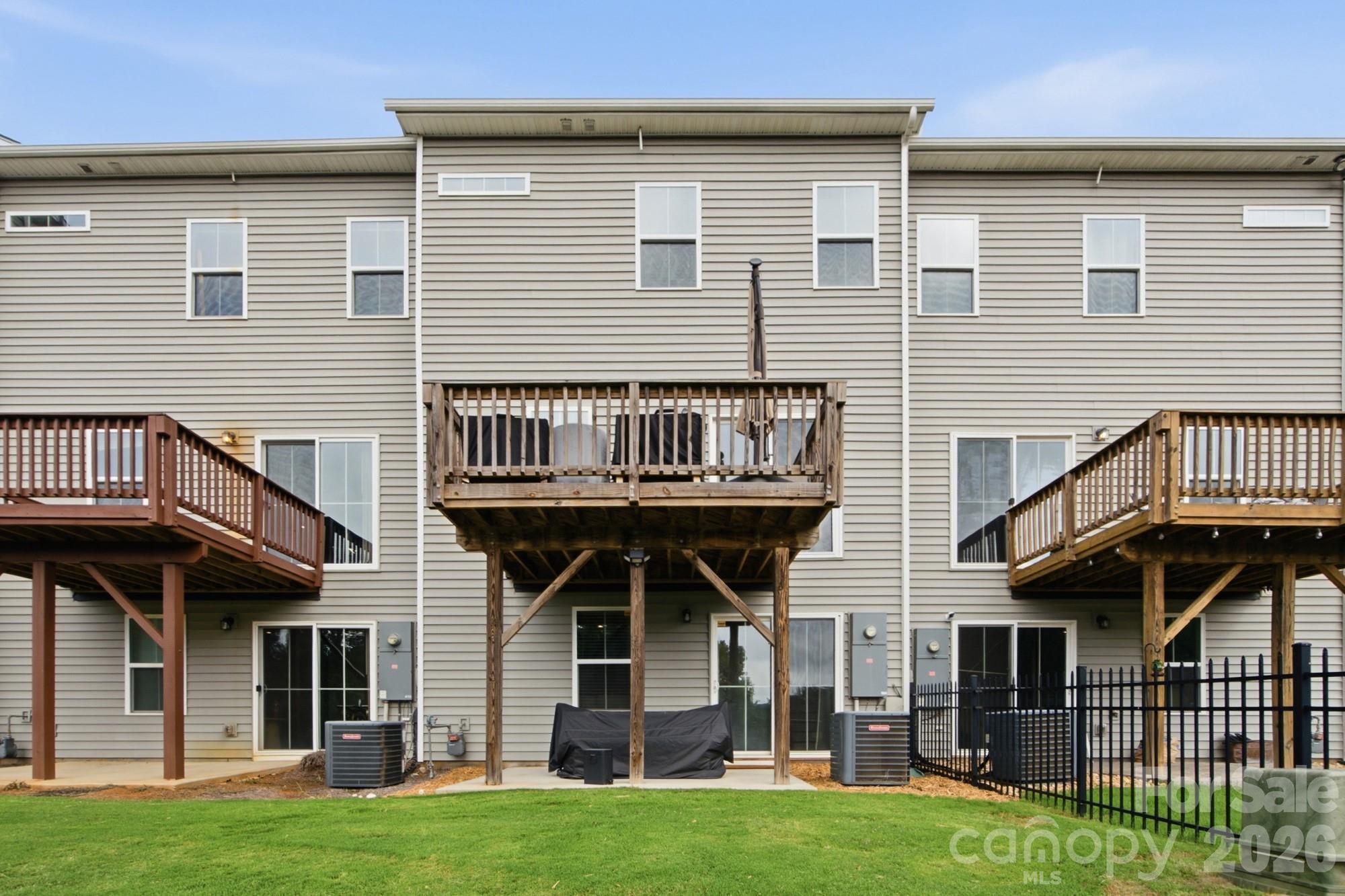 2543 Grantham Place Drive — Fort Mill
