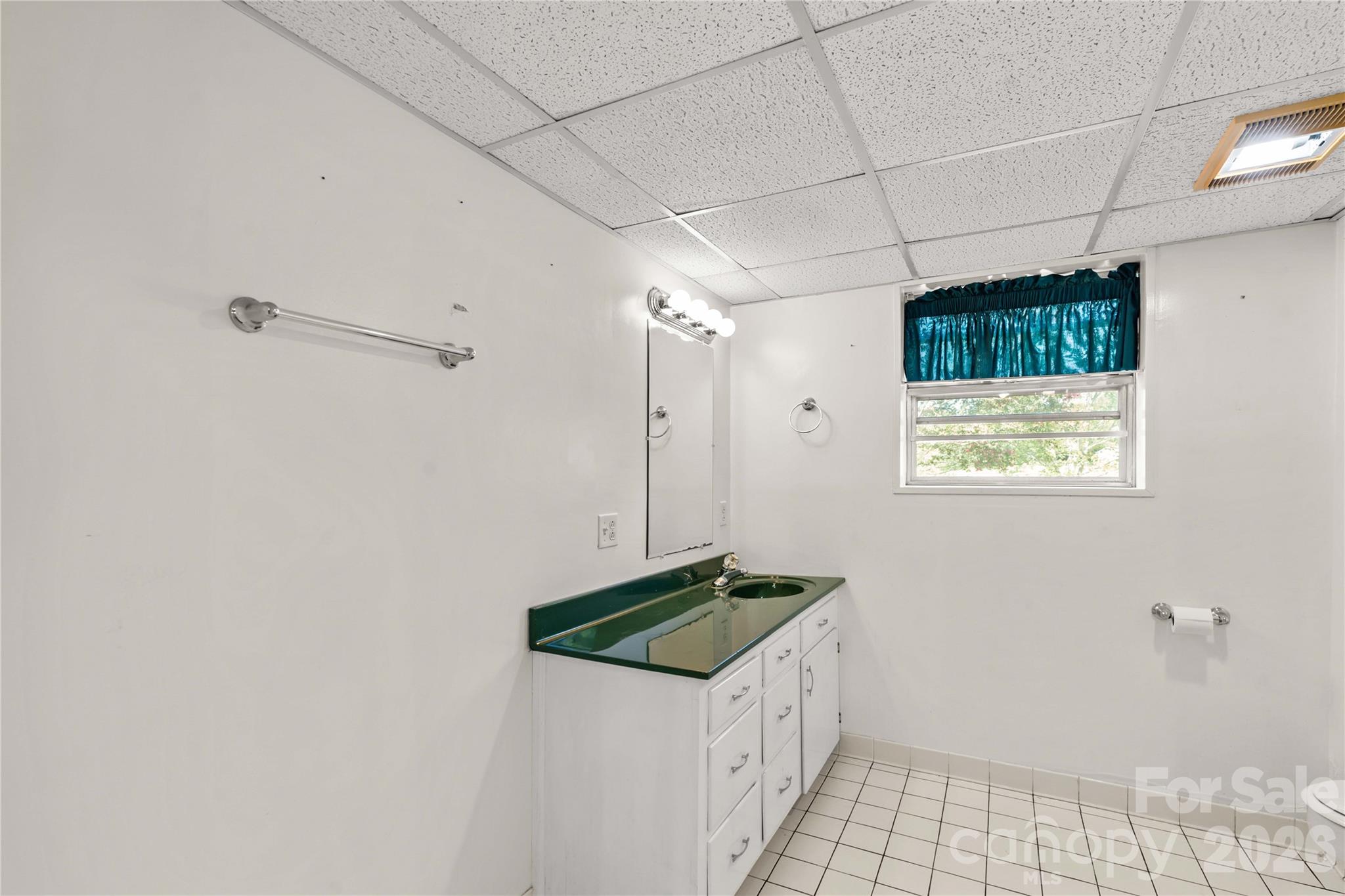 6714 W NC 10 Highway — Vale