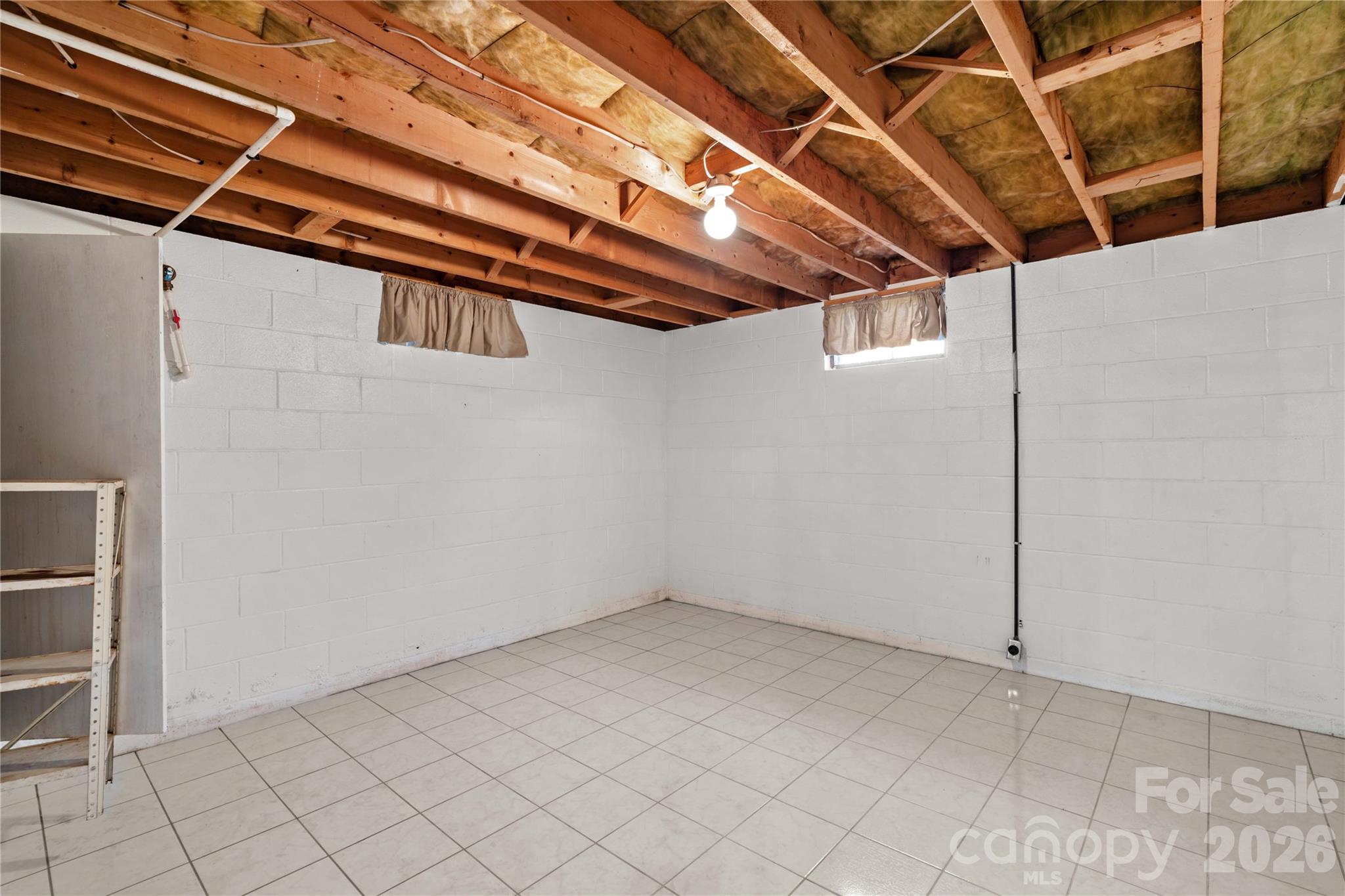 6714 W NC 10 Highway — Vale