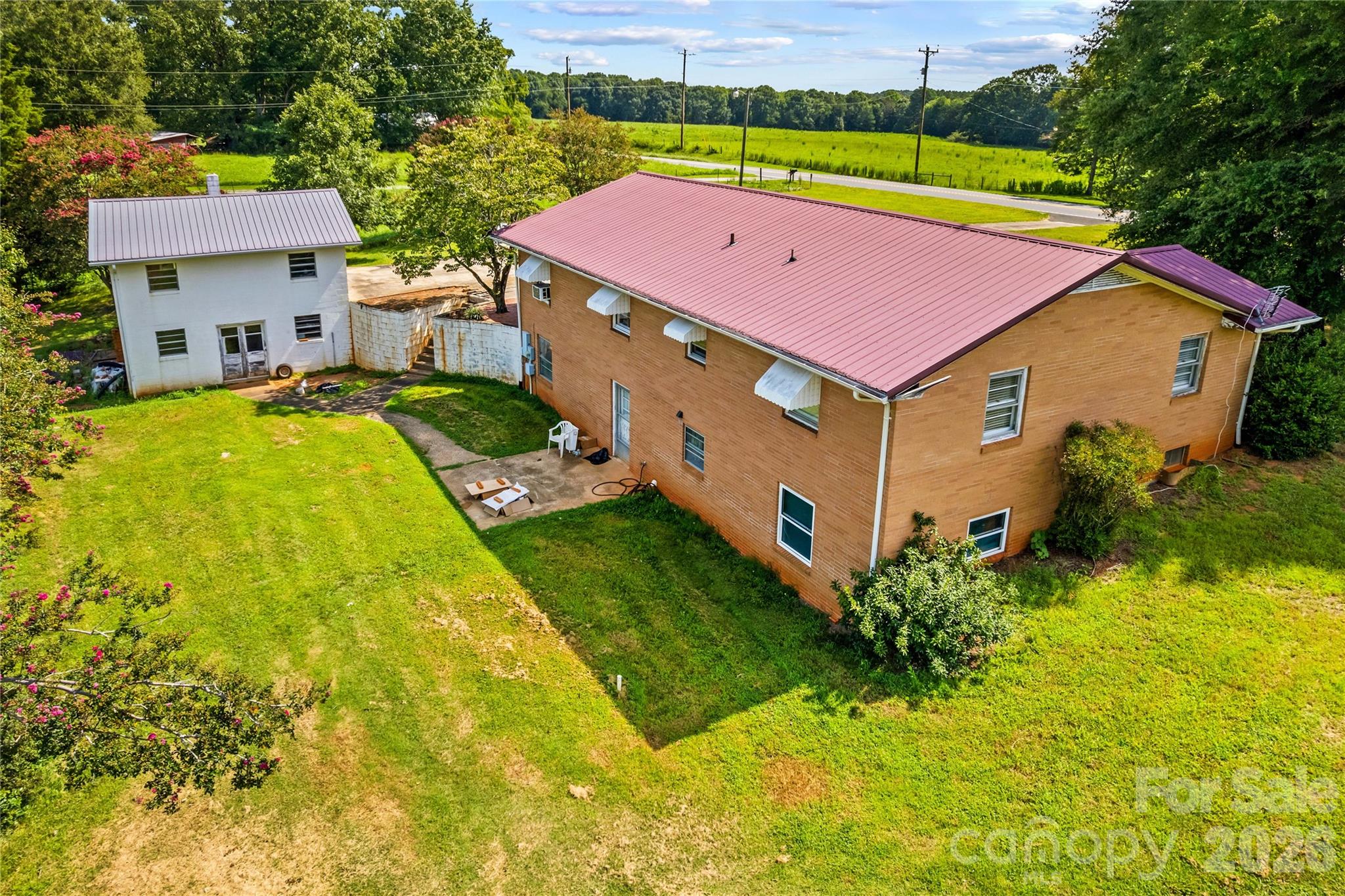 6714 W NC 10 Highway — Vale