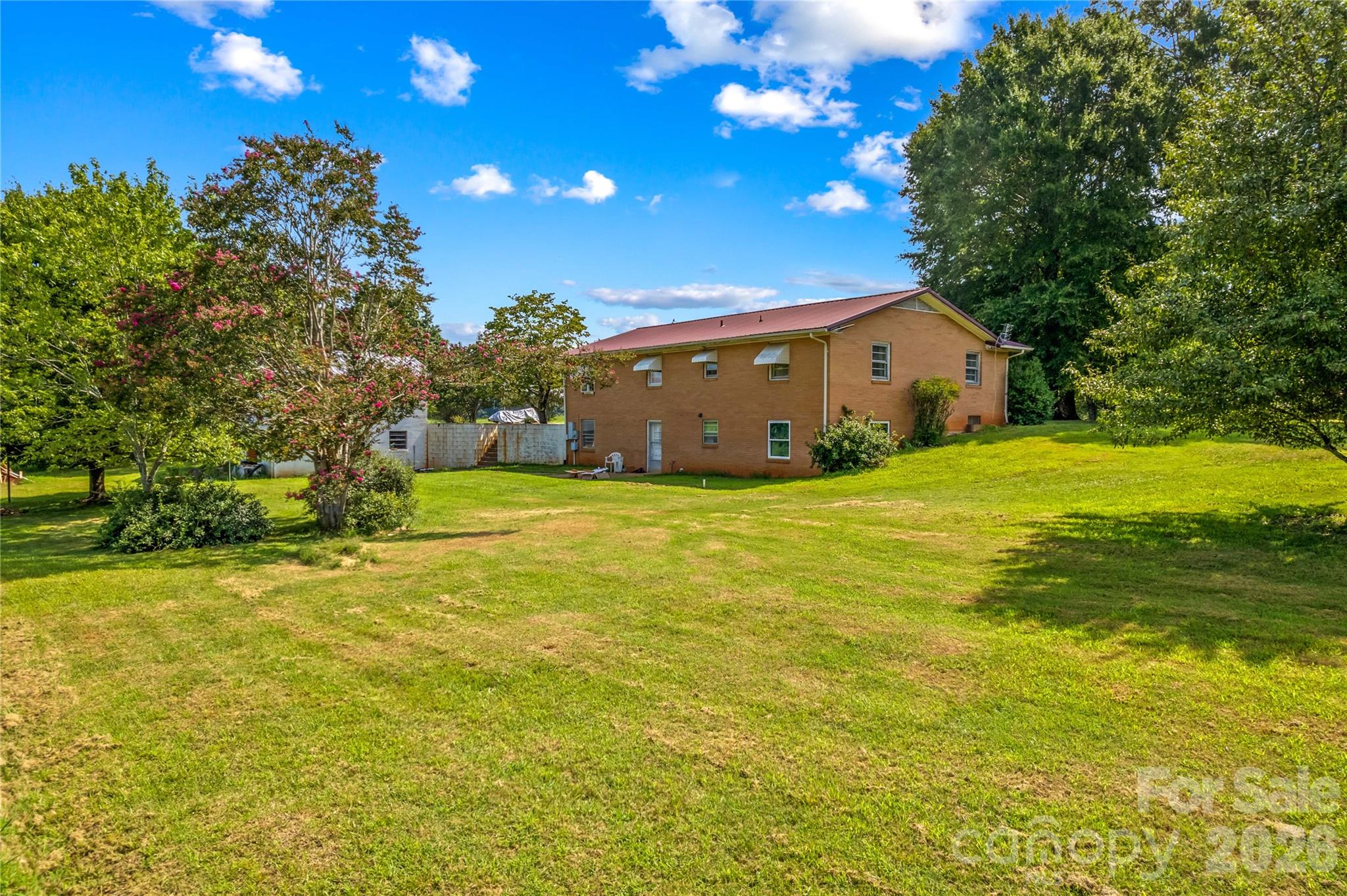6714 W NC 10 Highway — Vale