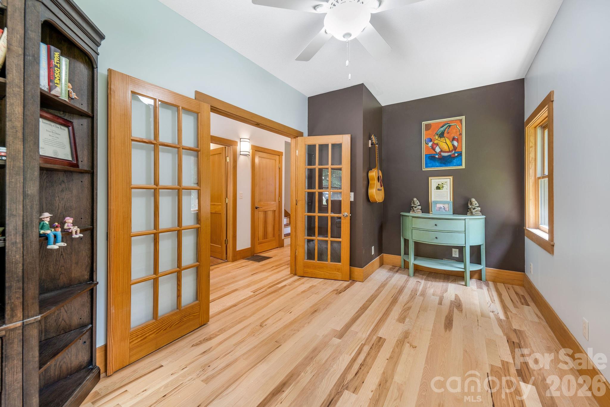 553 River Bend Drive — Mars Hill