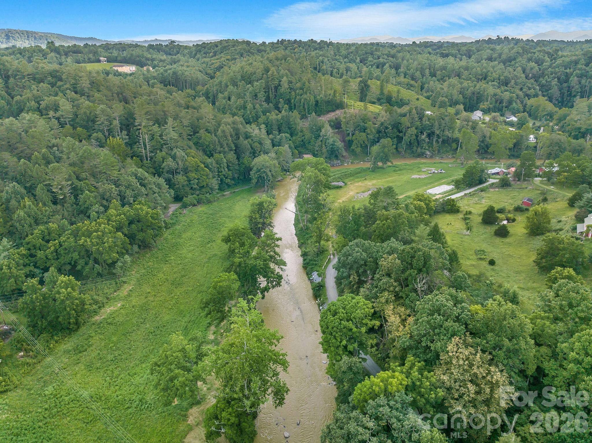 553 River Bend Drive — Mars Hill