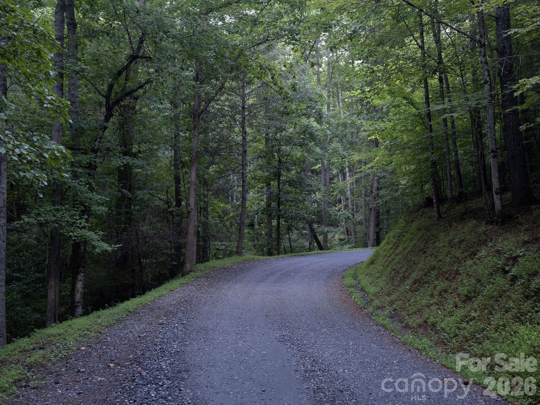 553 River Bend Drive — Mars Hill
