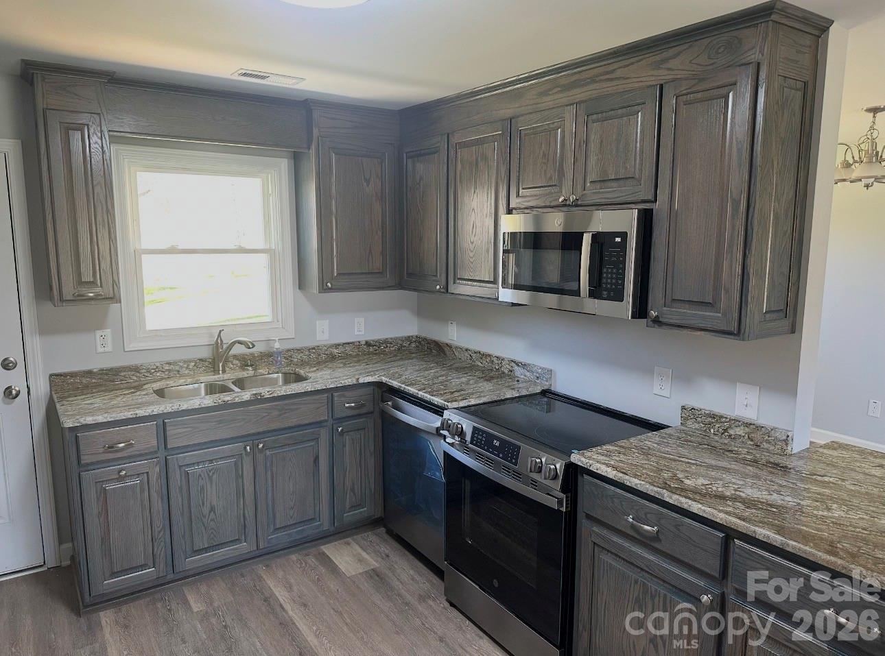 226 Hardin Circle — Grover