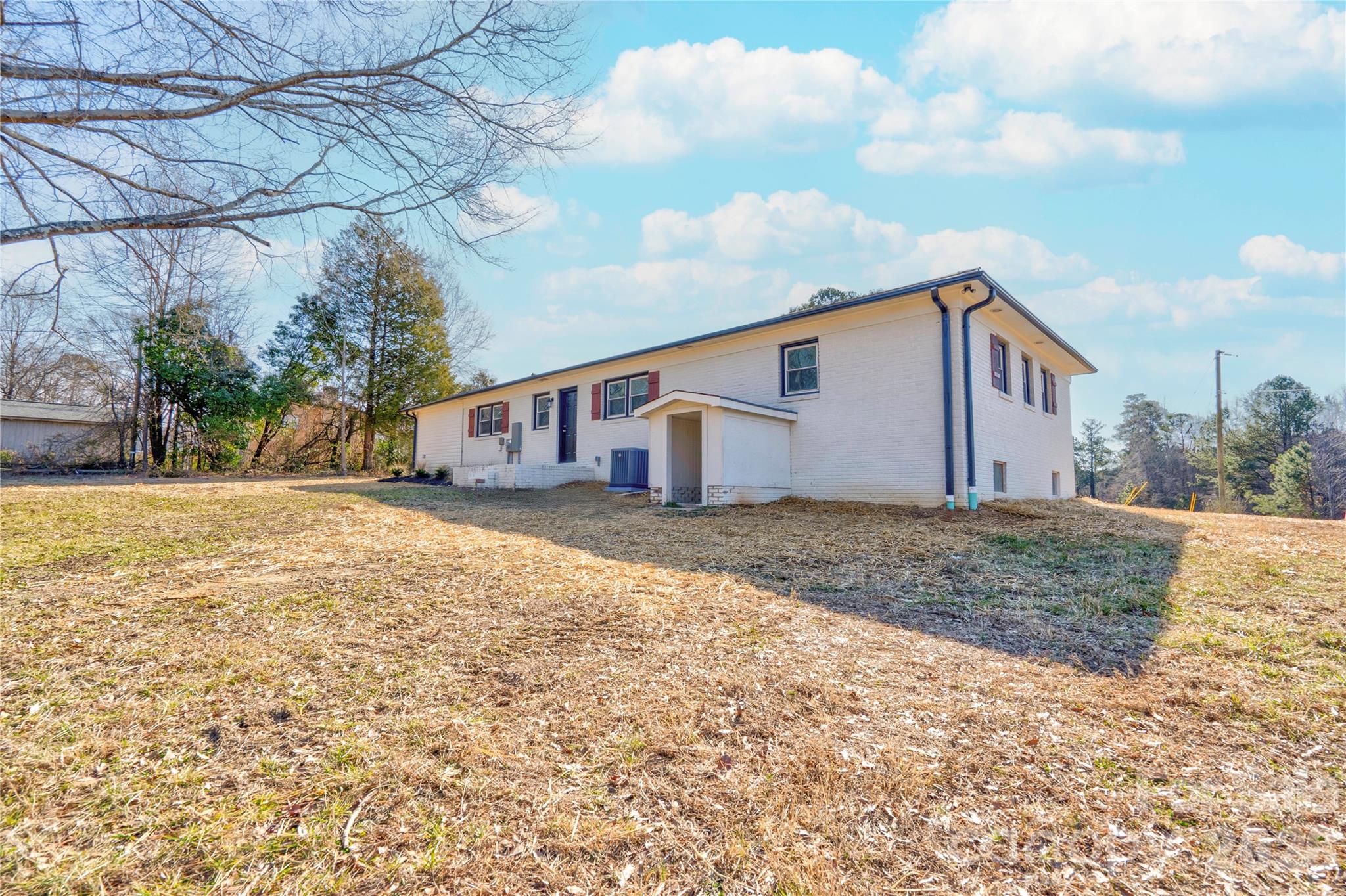 226 Hardin Circle — Grover