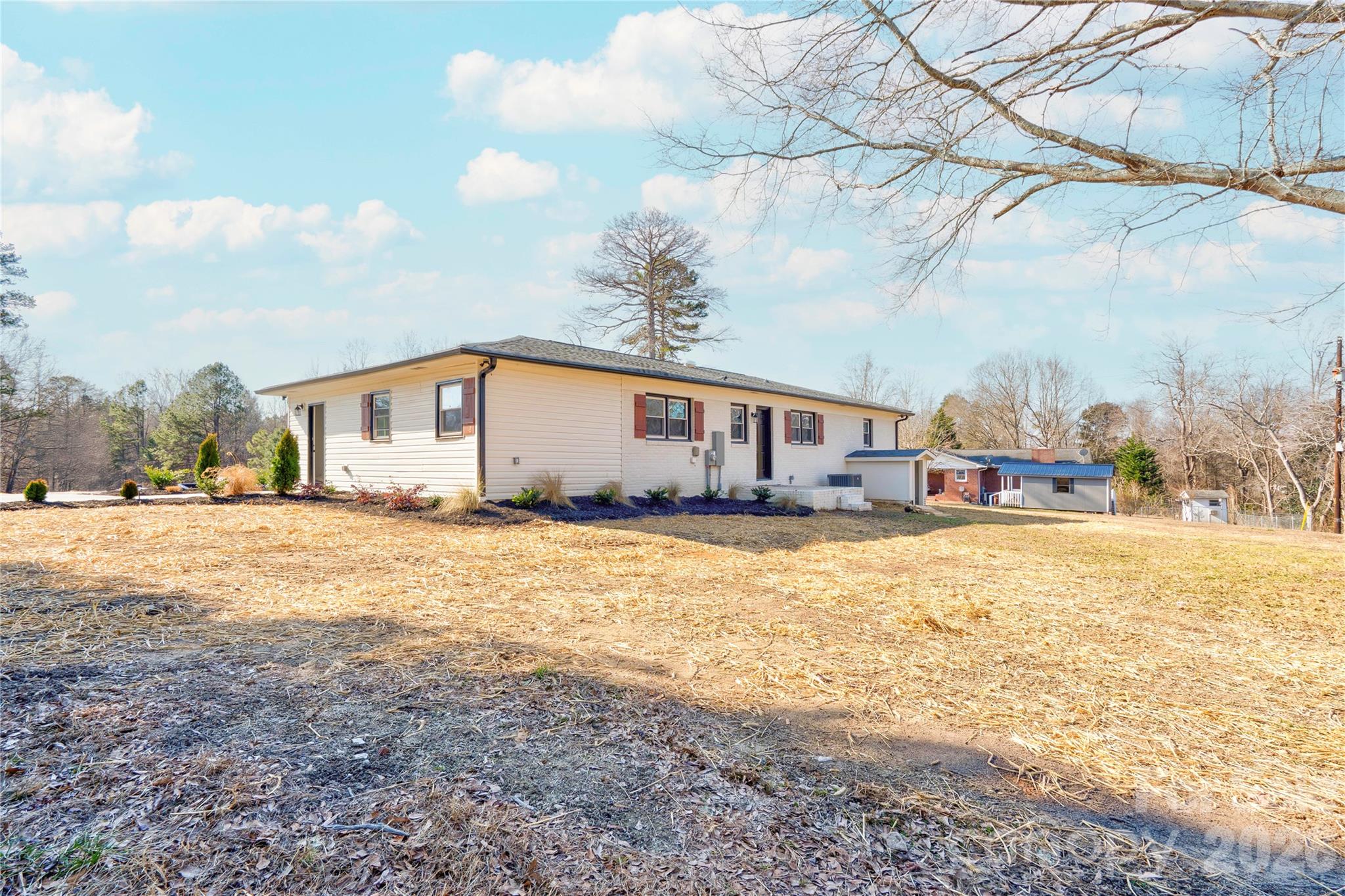 226 Hardin Circle — Grover