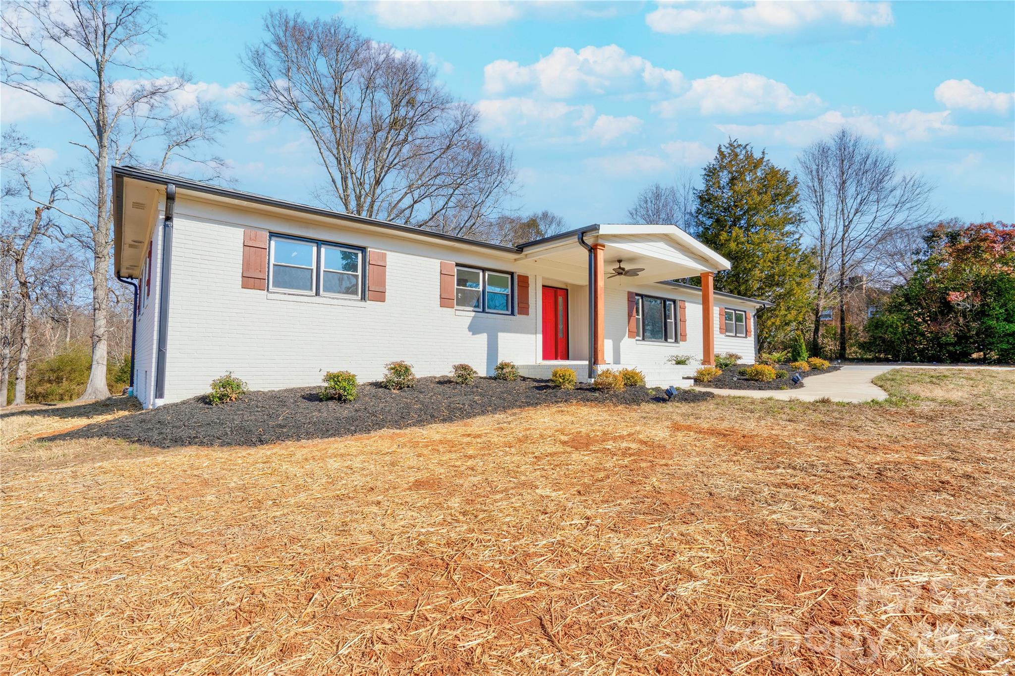 226 Hardin Circle — Grover