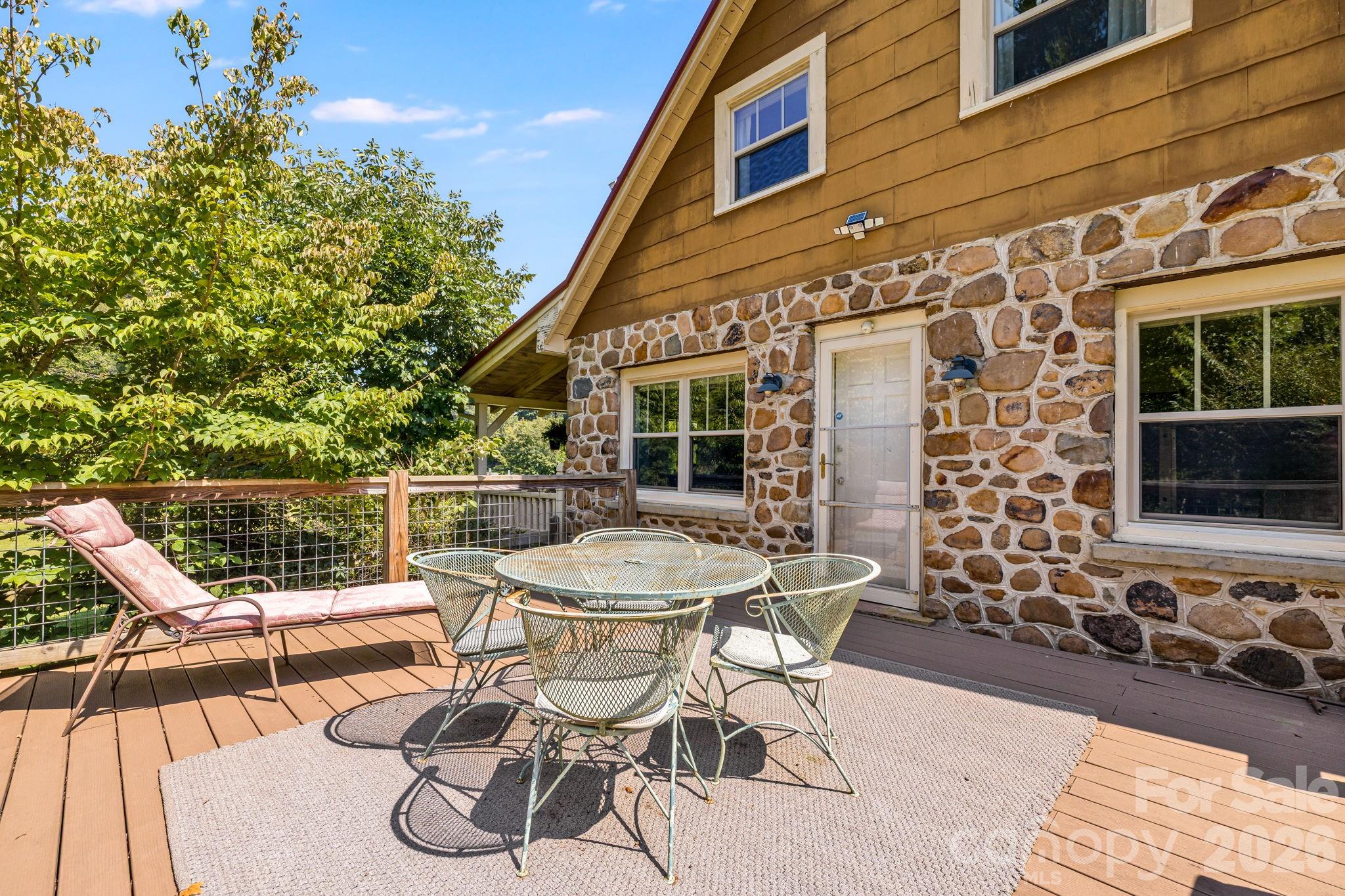 58 Guntertown Road — Marshall
