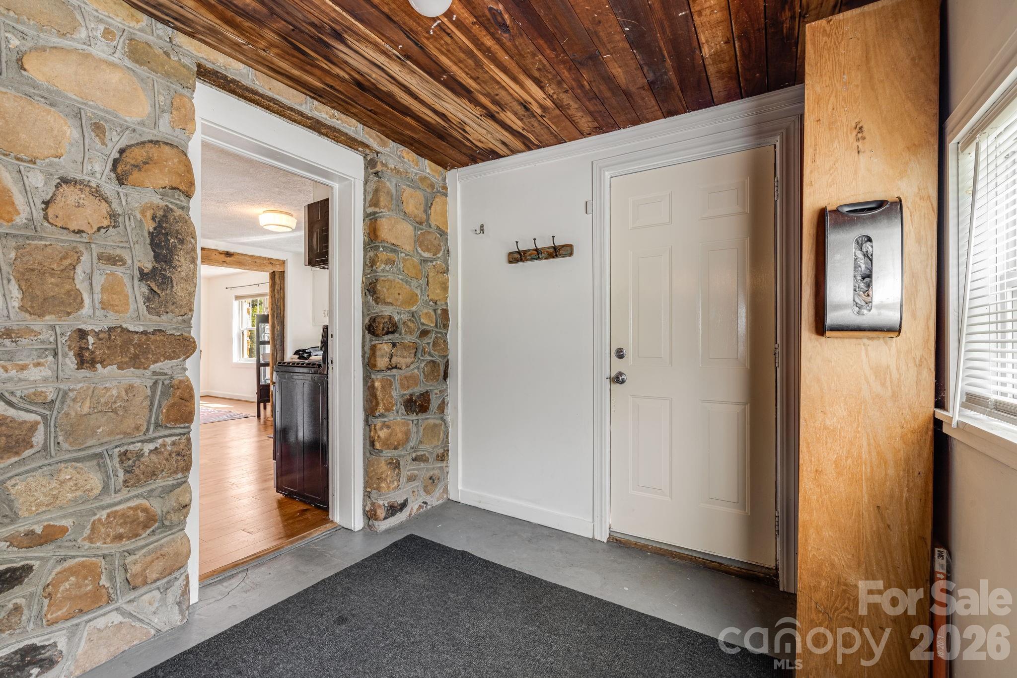 58 Guntertown Road — Marshall