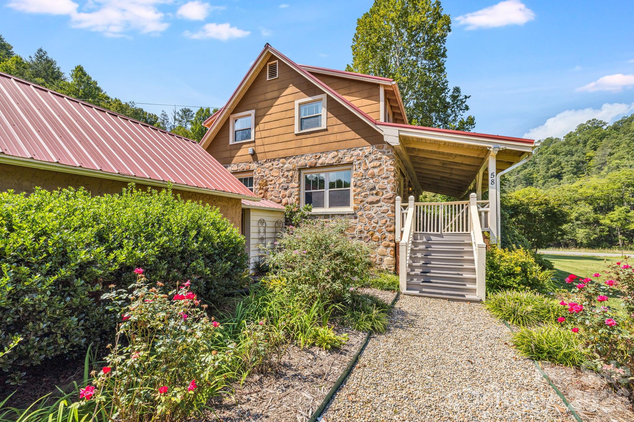 58 Guntertown Road — Marshall