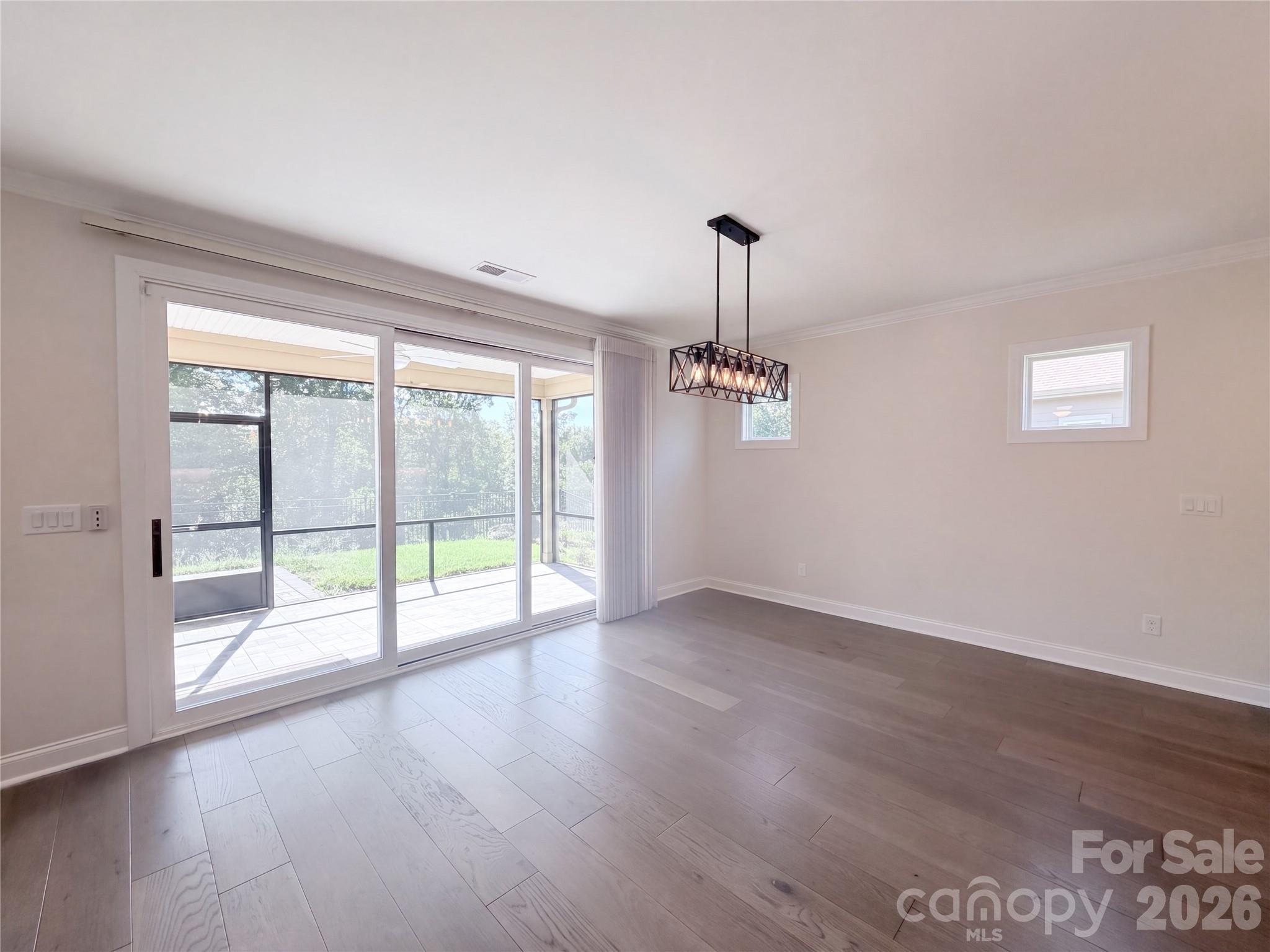 5989 Pier Drive — Denver