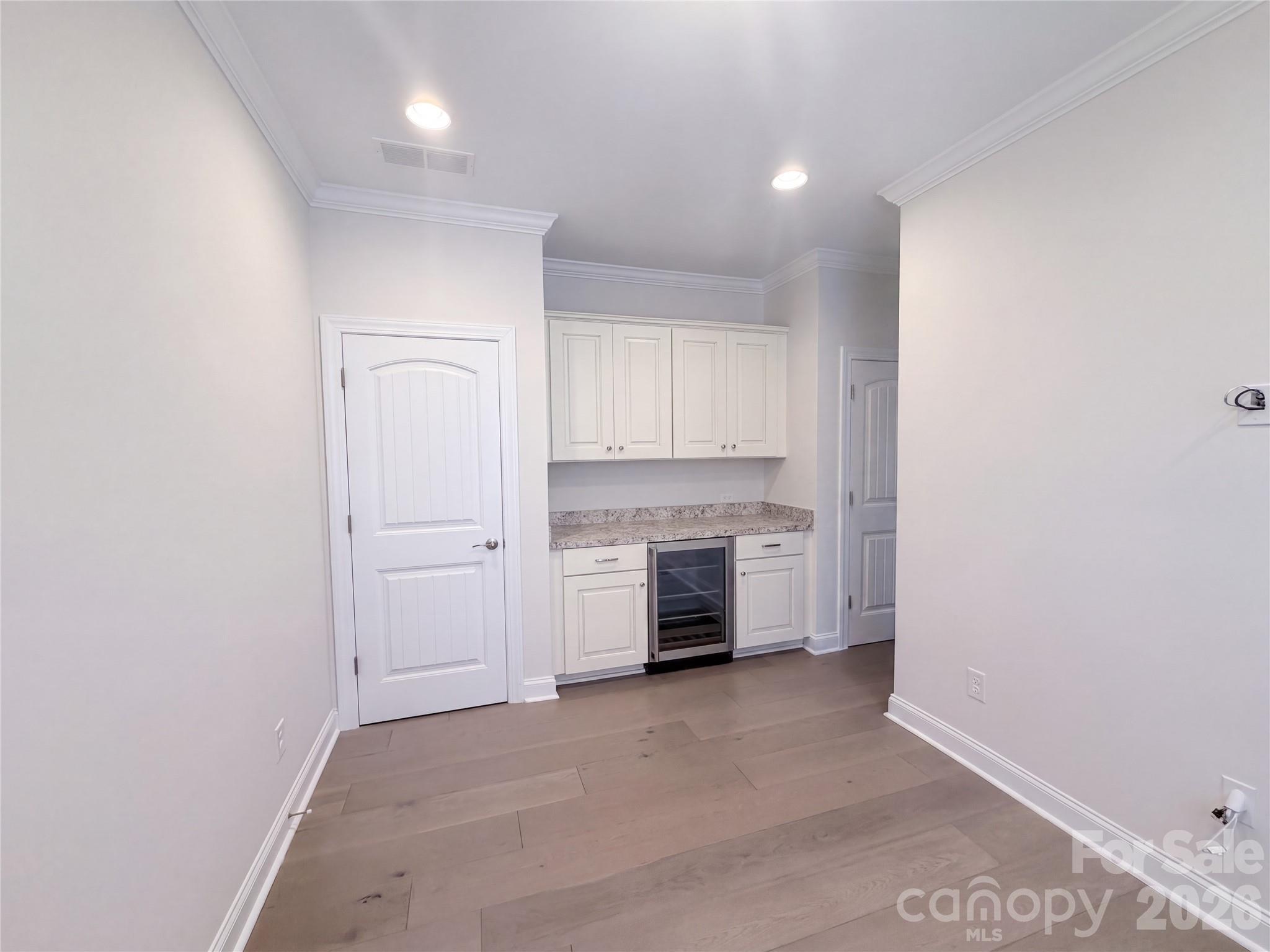 5989 Pier Drive — Denver