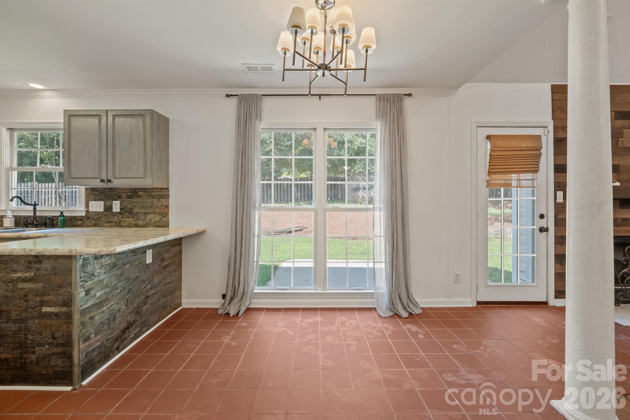 3618 Easthampton Drive — Gastonia