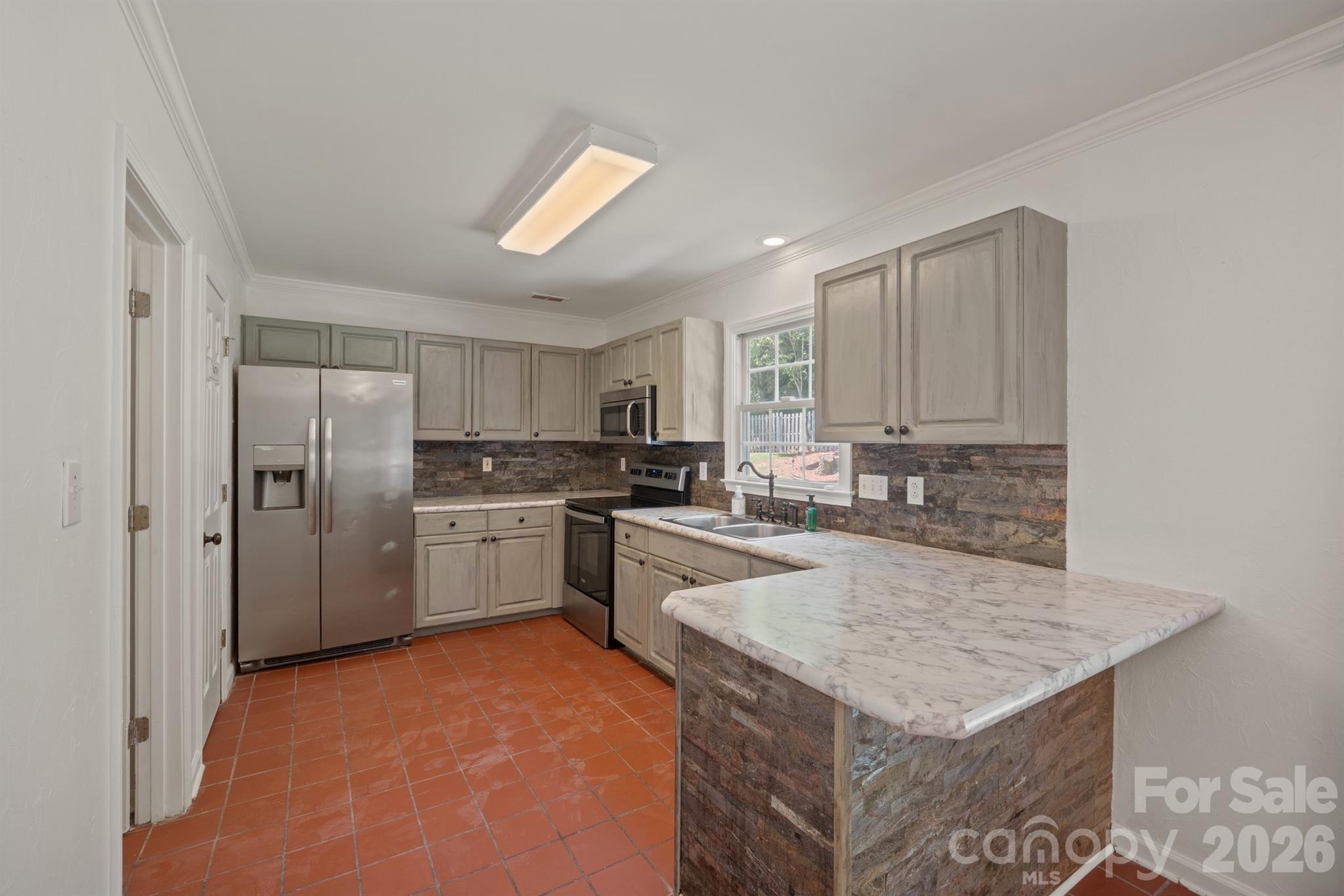 3618 Easthampton Drive — Gastonia