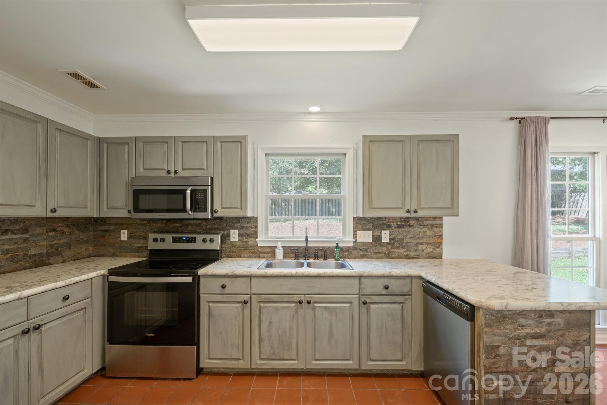 3618 Easthampton Drive — Gastonia