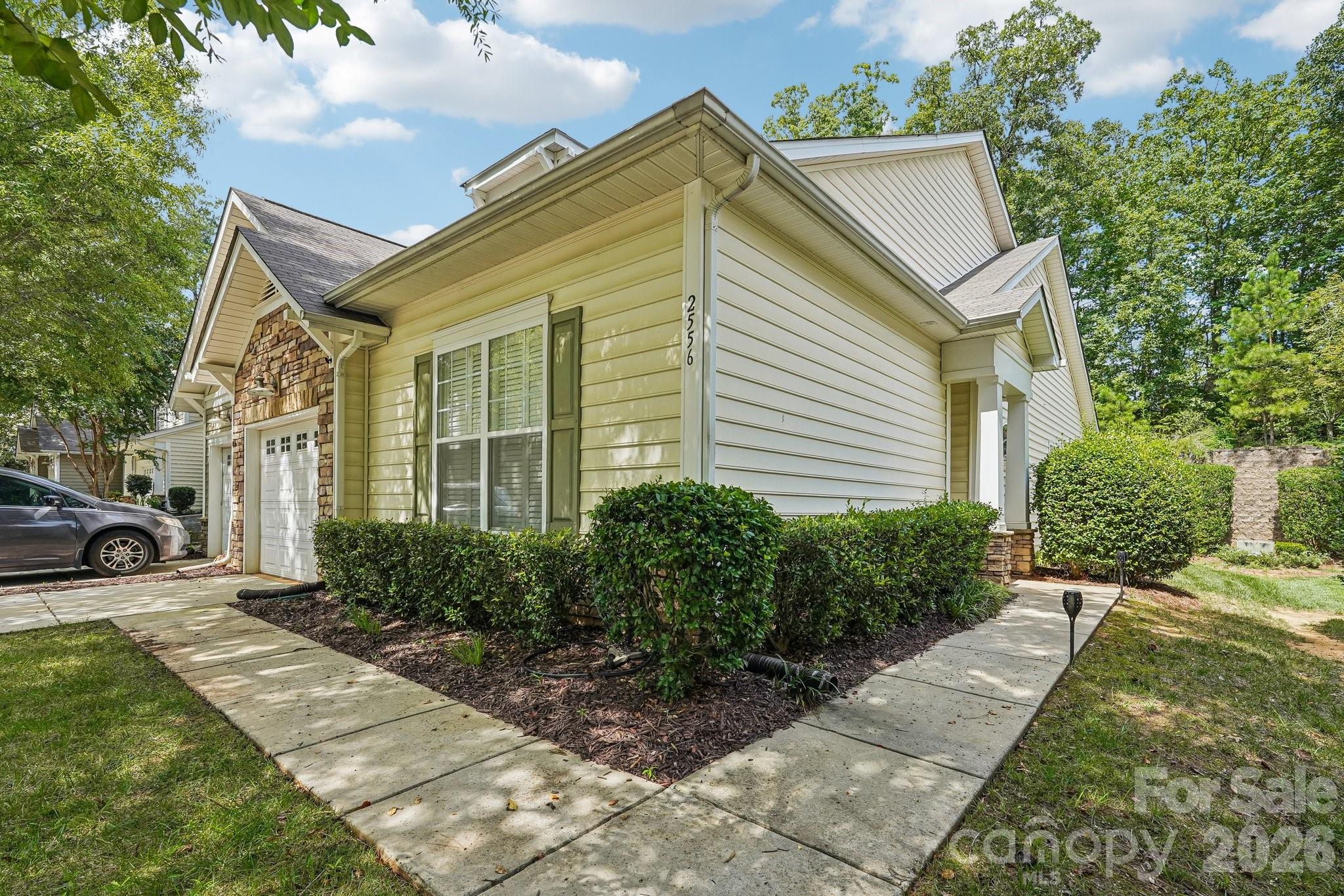 2556 Chasewater Drive — Indian Land