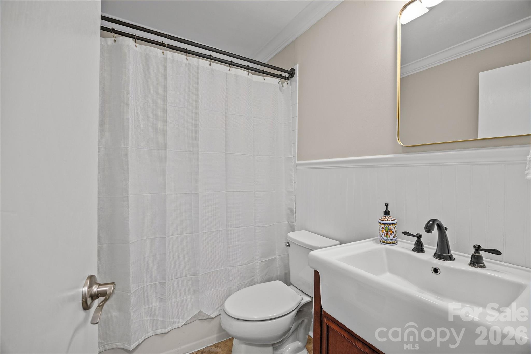 7400 Thorncliff Drive — Charlotte