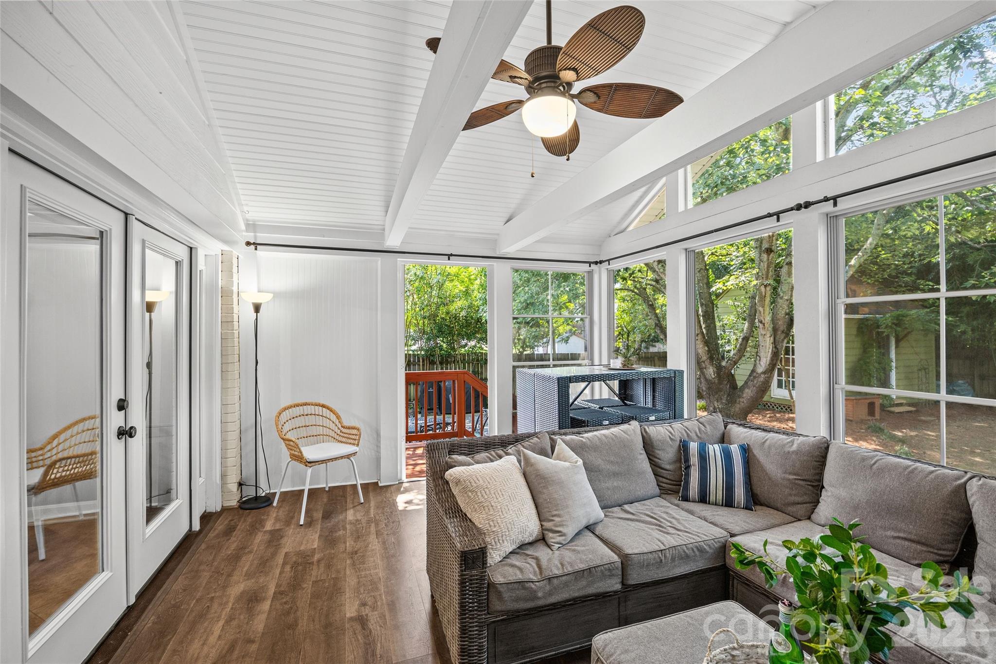 7400 Thorncliff Drive — Charlotte