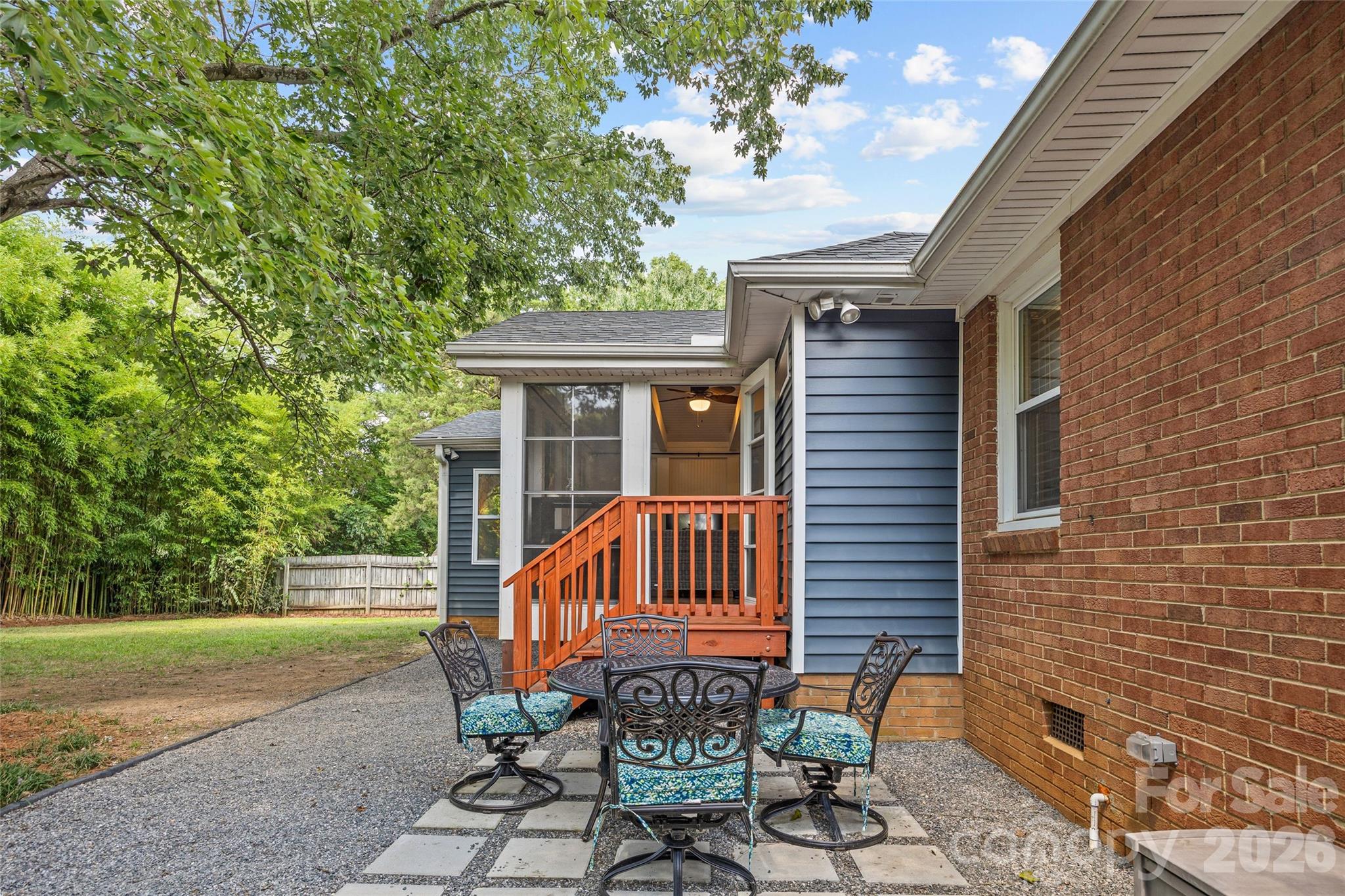 7400 Thorncliff Drive — Charlotte