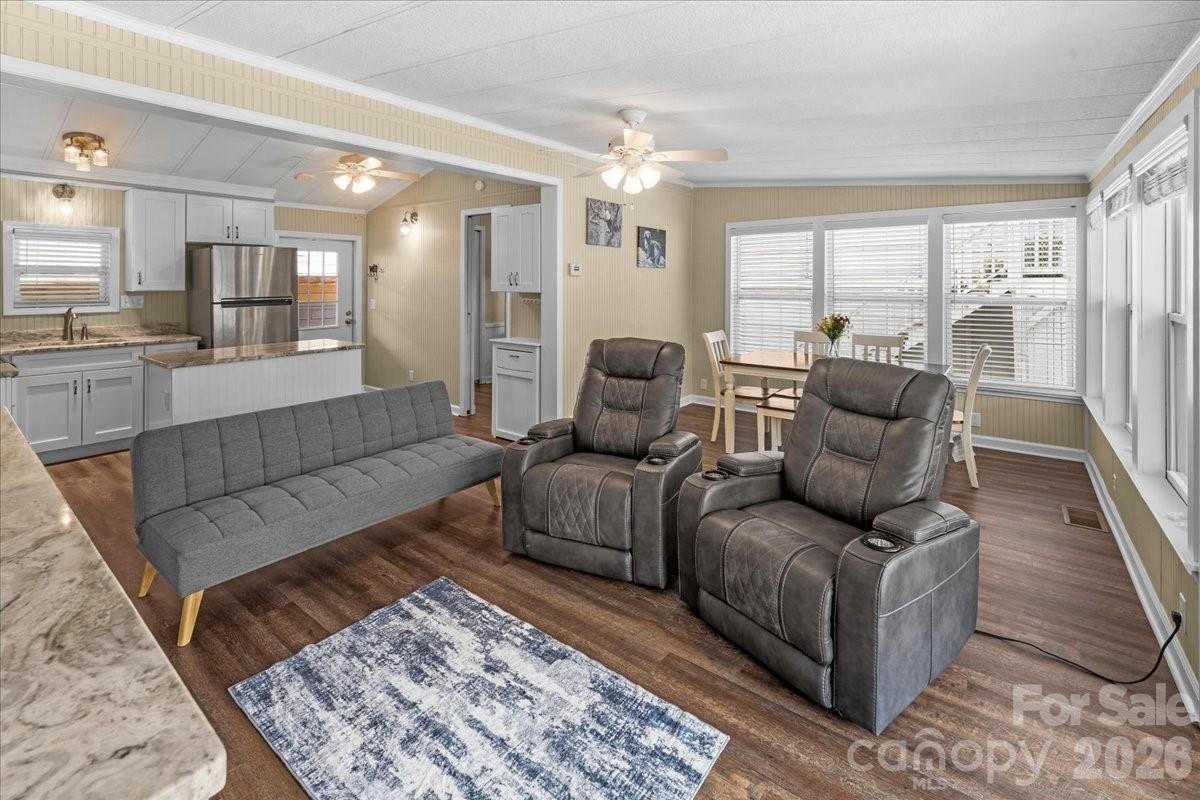 113 Clubhouse Drive Extension — New London