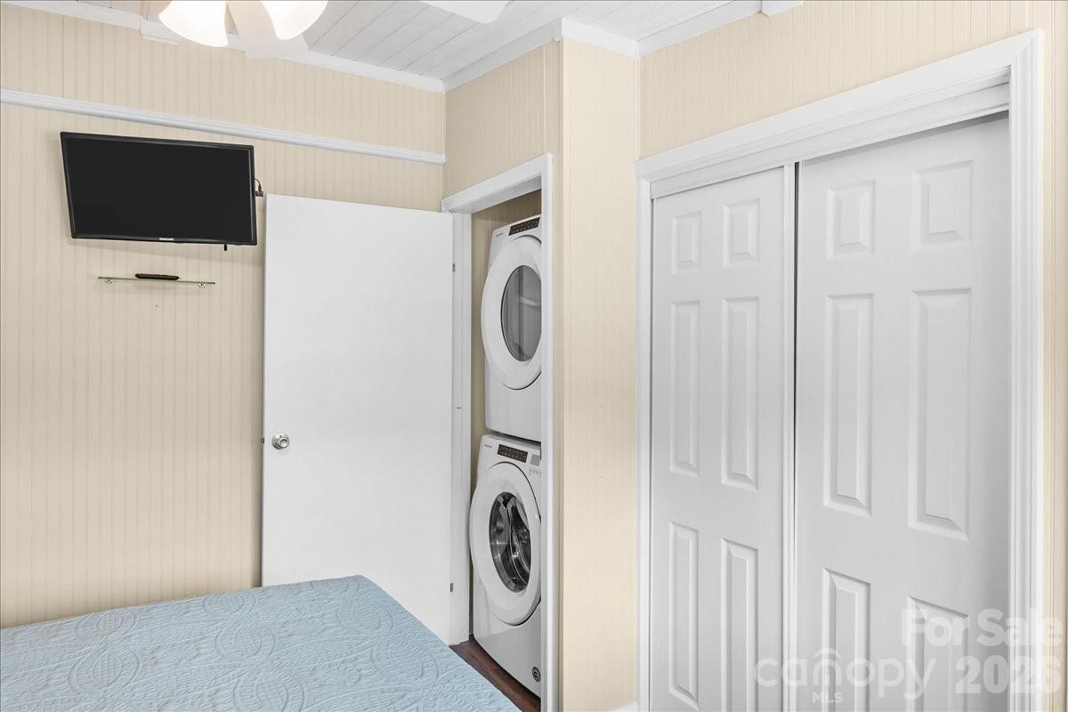 113 Clubhouse Drive Extension — New London