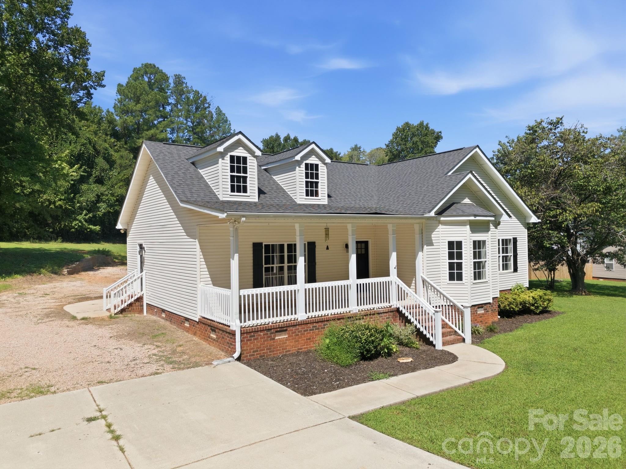 1395 Ebenezer Road — China Grove