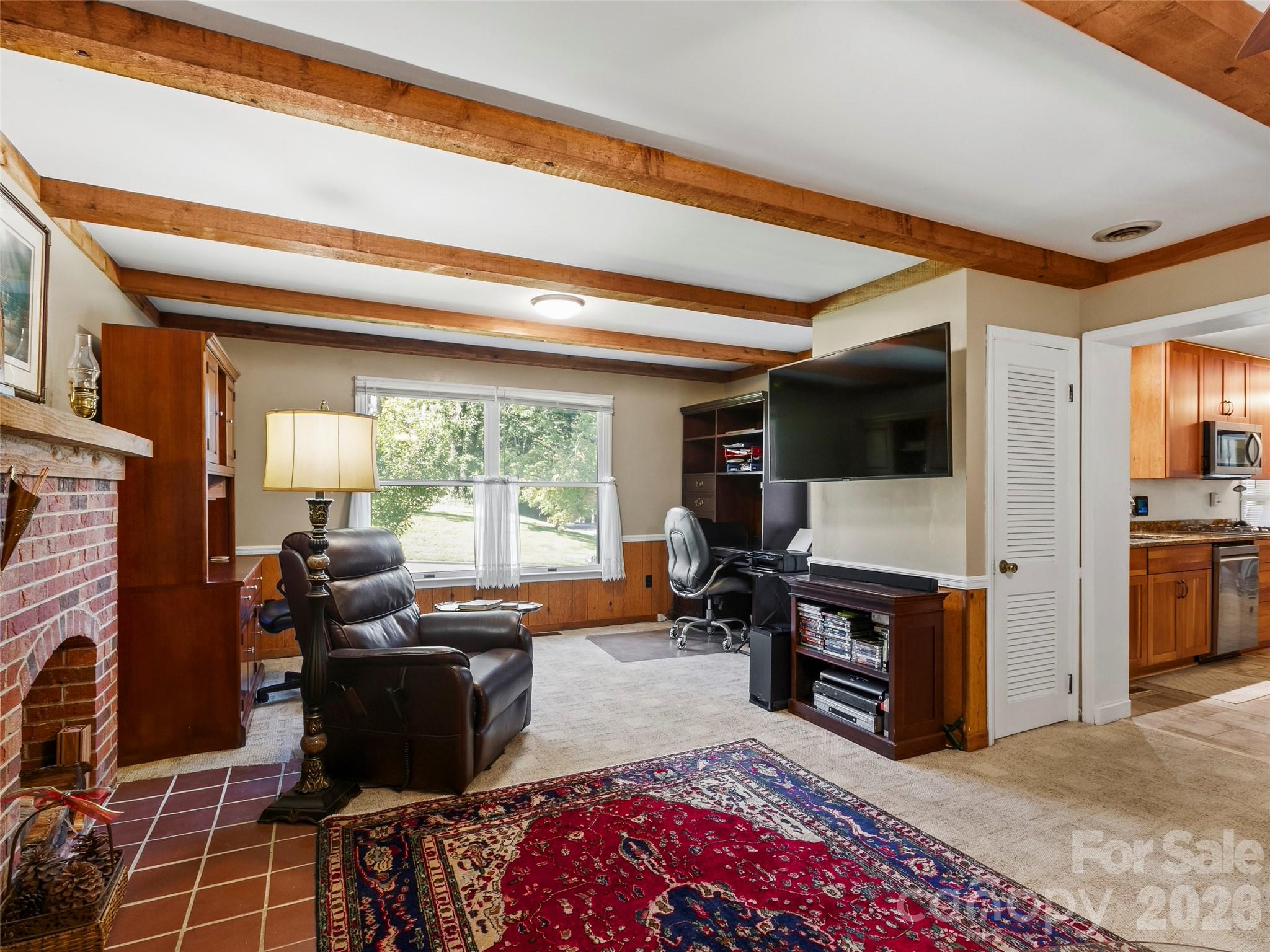 101 Castlerock Drive — Asheville