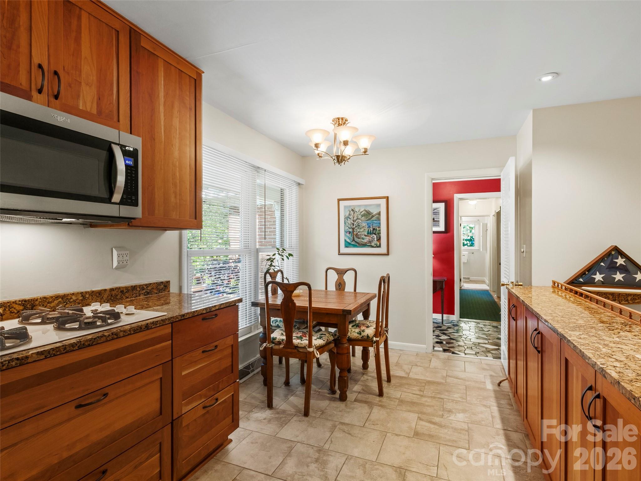101 Castlerock Drive — Asheville