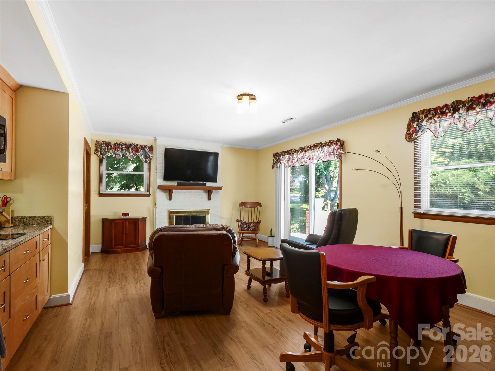 101 Castlerock Drive — Asheville