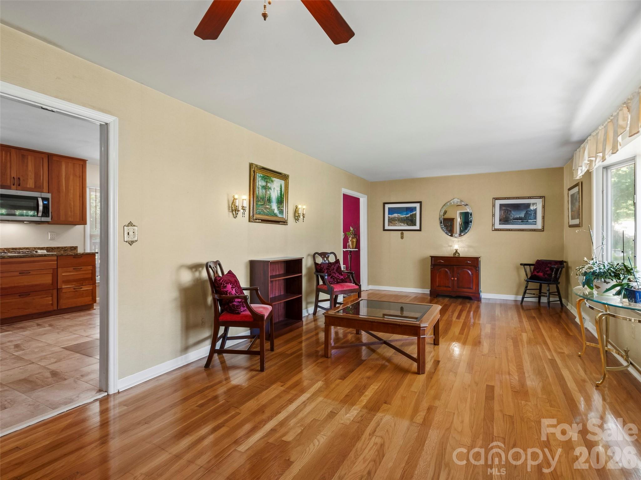 101 Castlerock Drive — Asheville