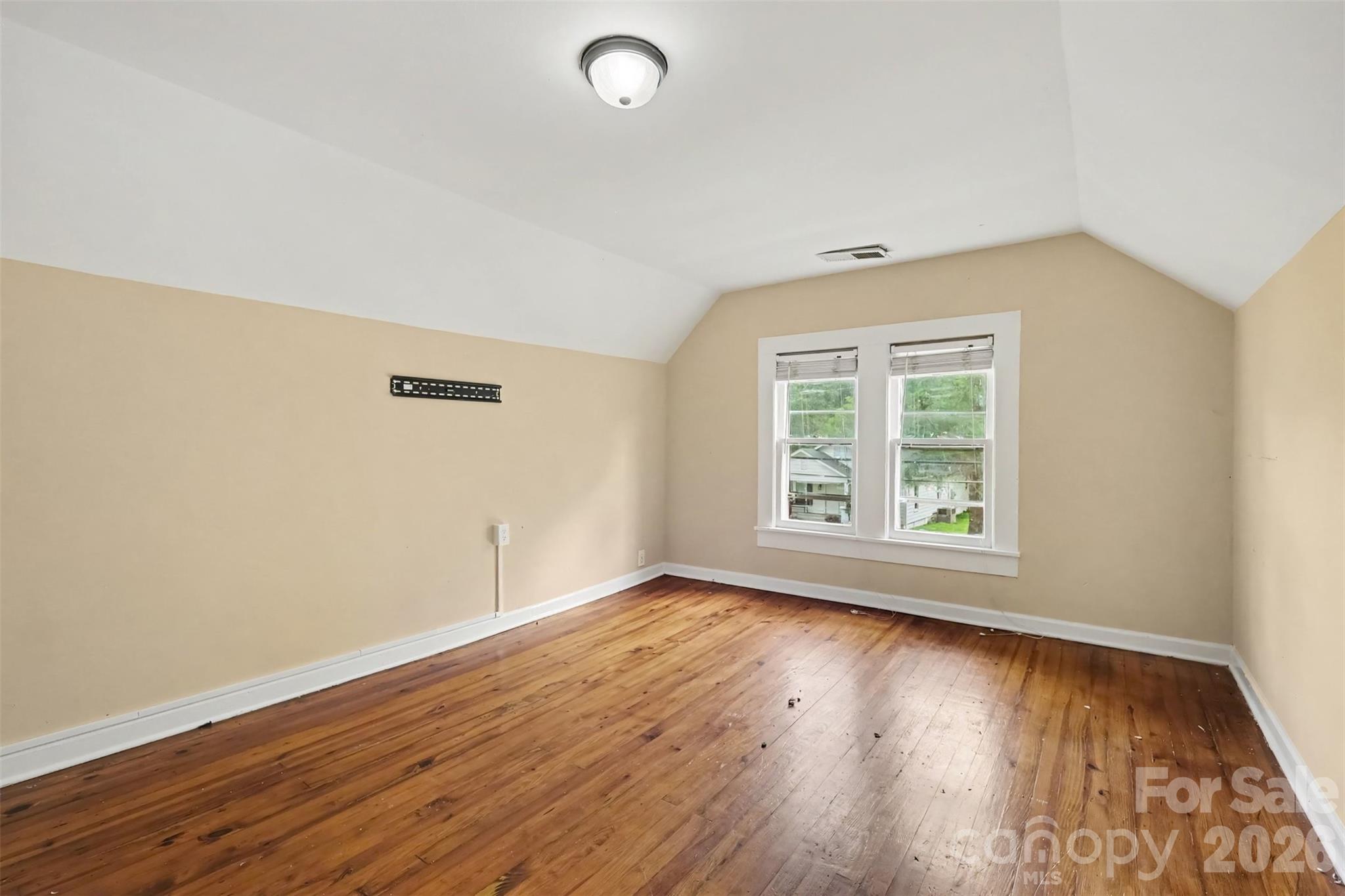 126 E Division Avenue — East Spencer