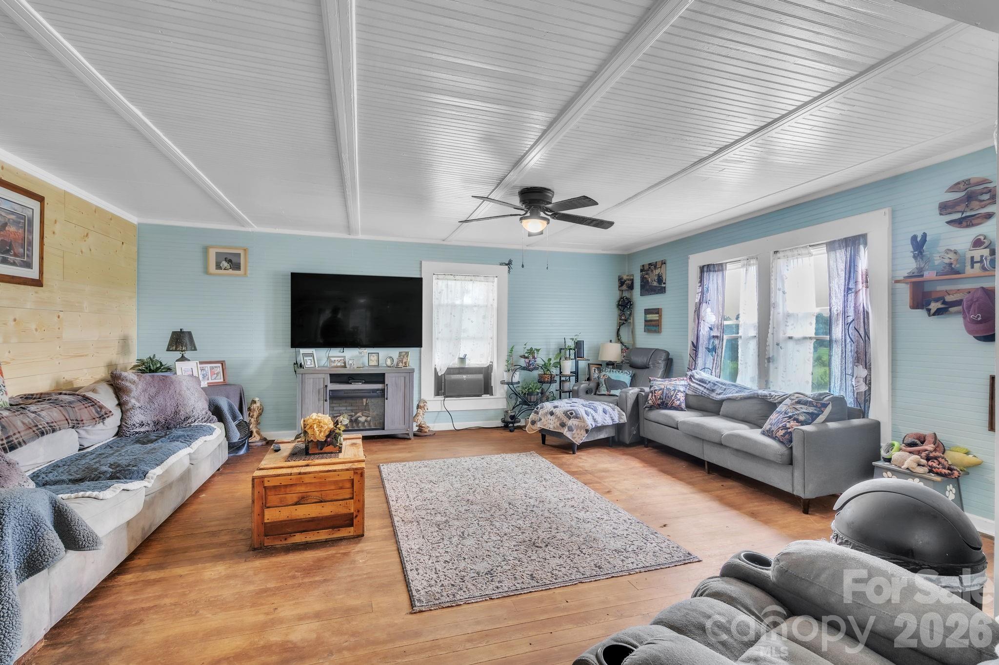 140 Painter Road — Mooresboro
