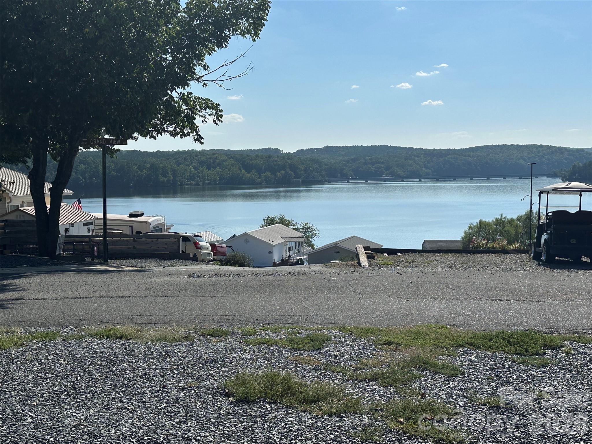 160 Grand View Drive — New London
