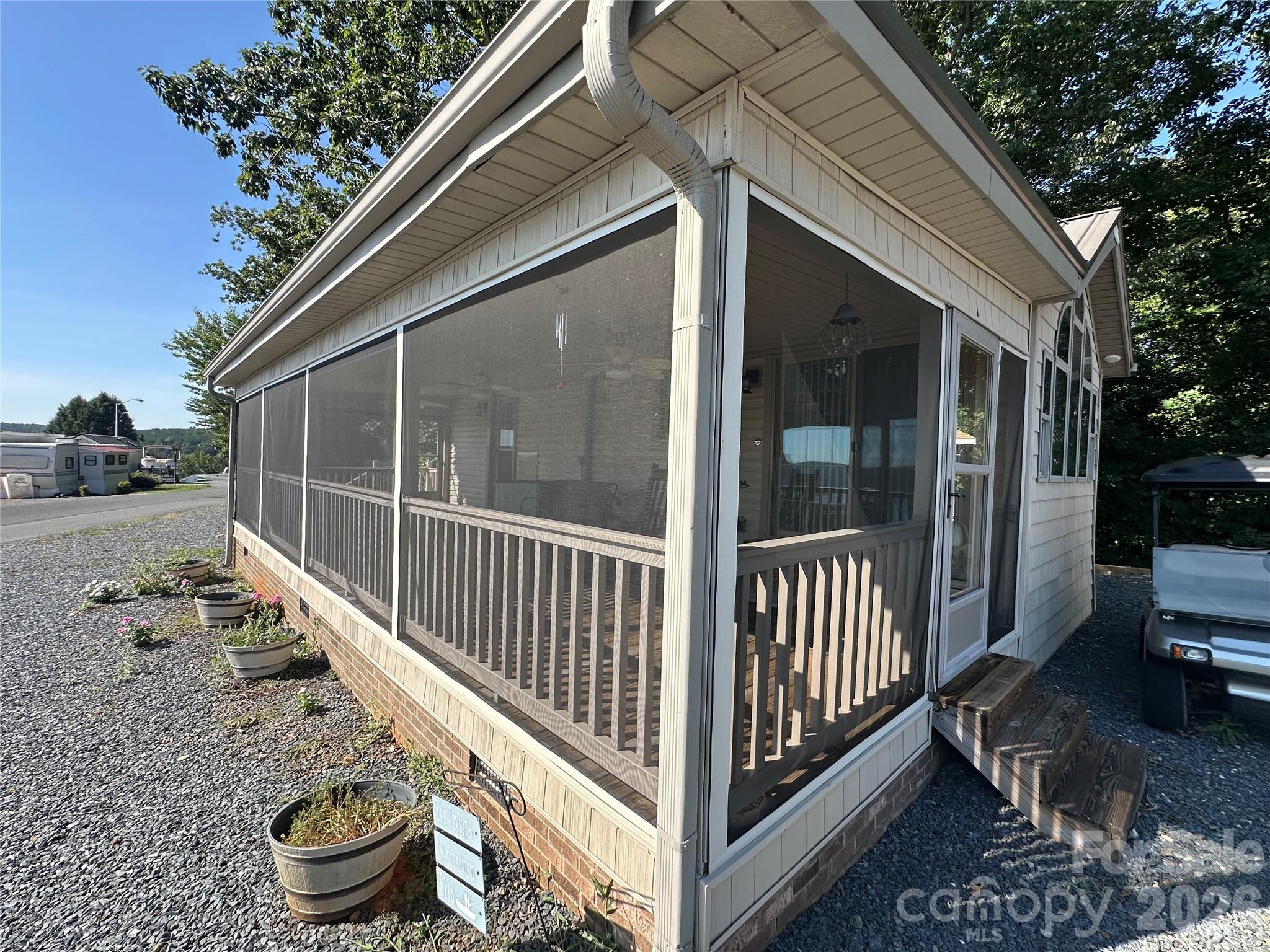 160 Grand View Drive — New London