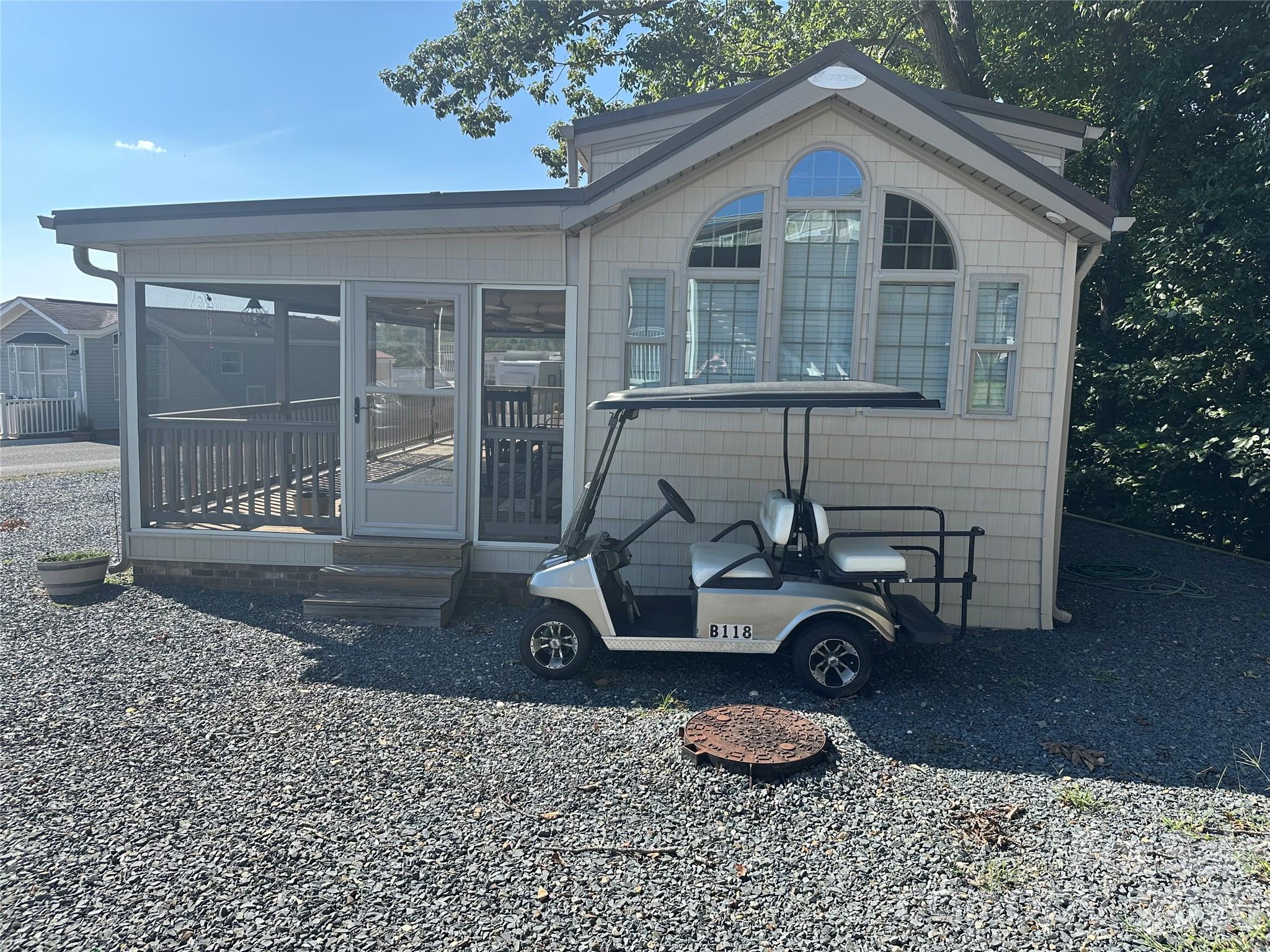 160 Grand View Drive — New London