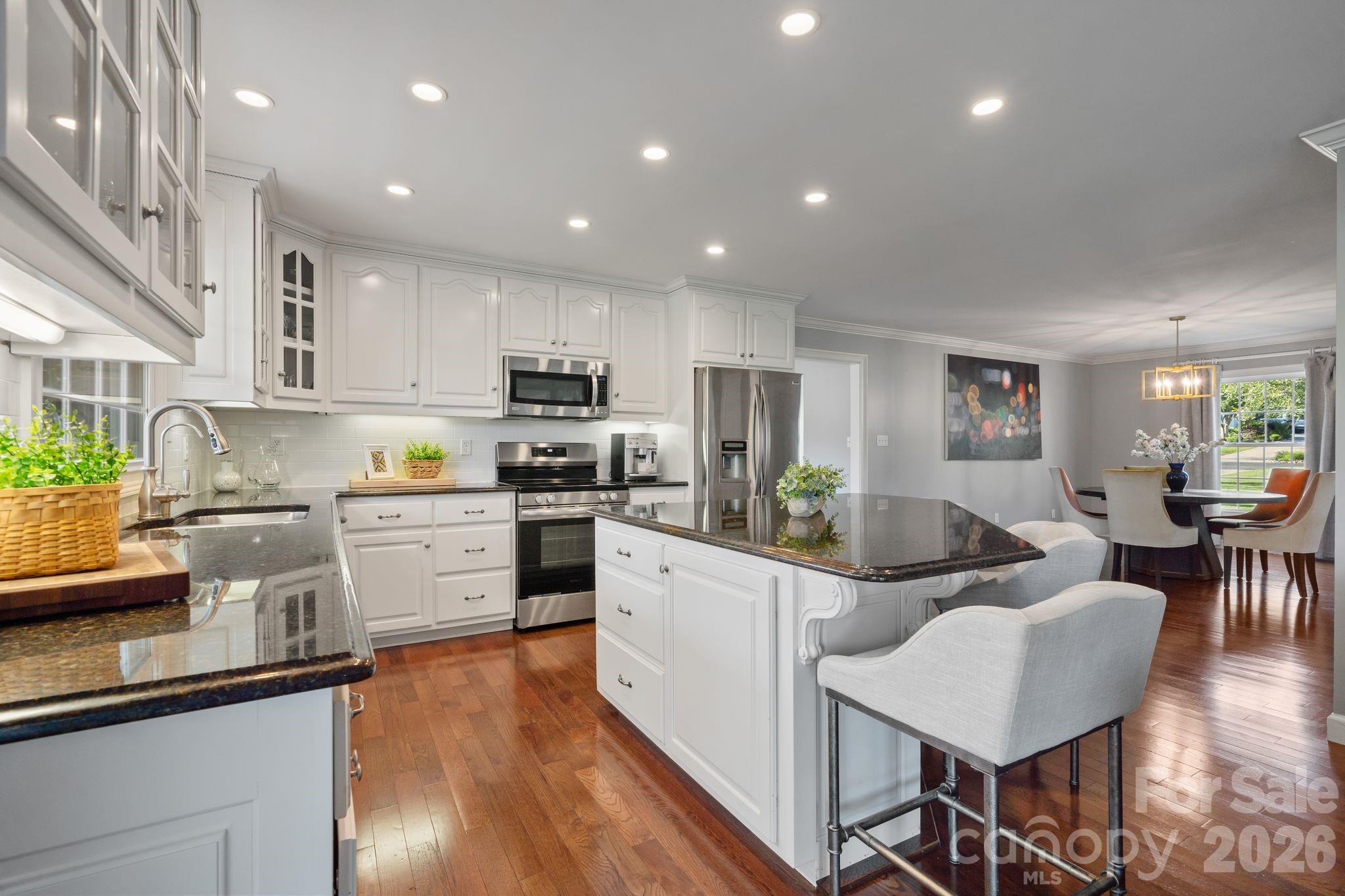 2593 Birdie Lane NE — Conover