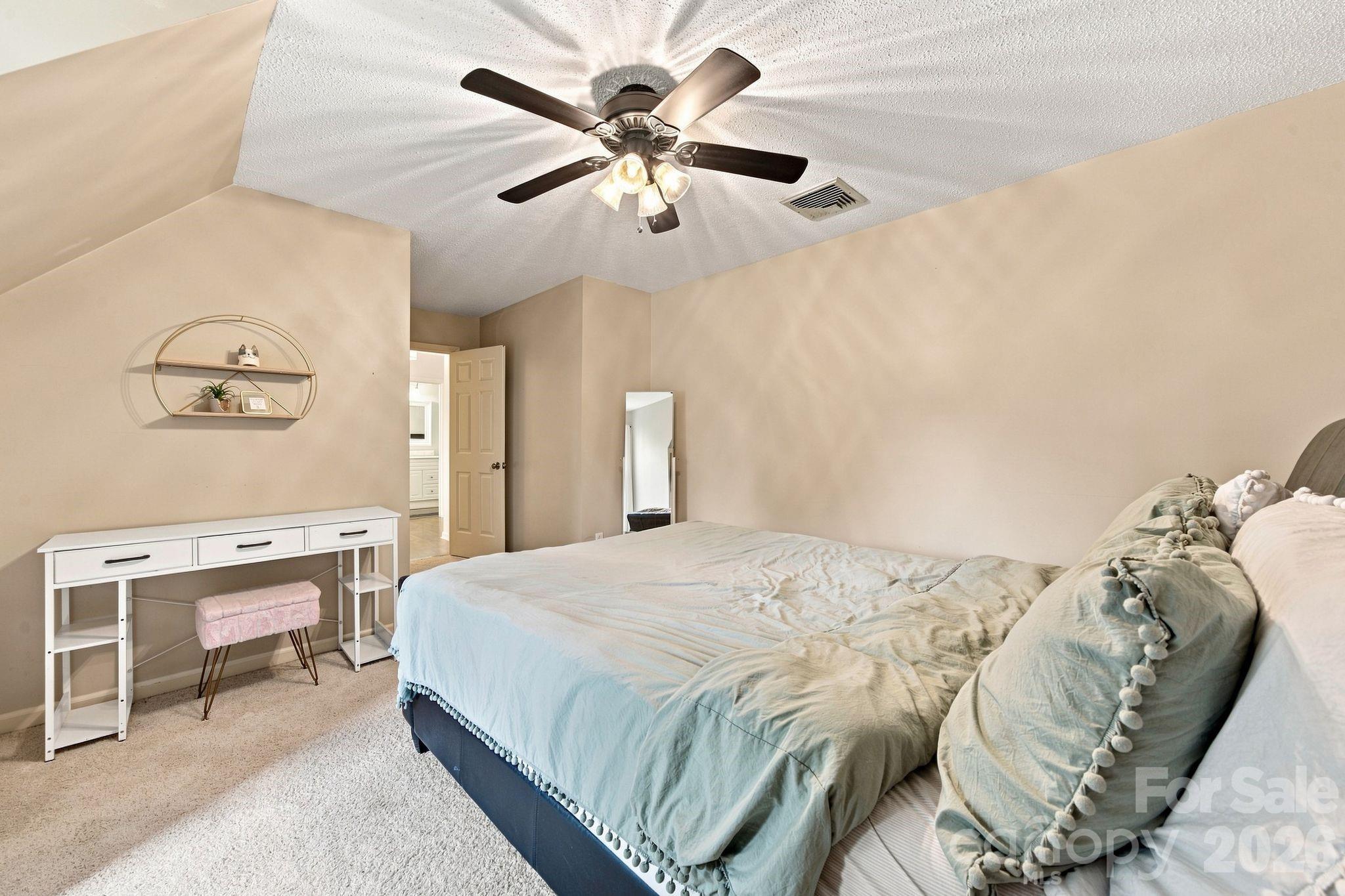 2593 Birdie Lane NE — Conover