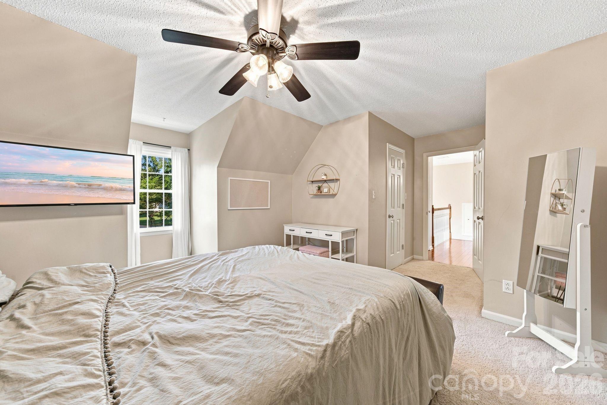 2593 Birdie Lane NE — Conover
