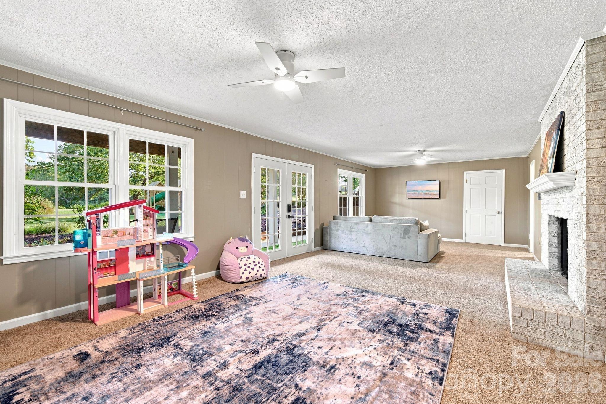2593 Birdie Lane NE — Conover
