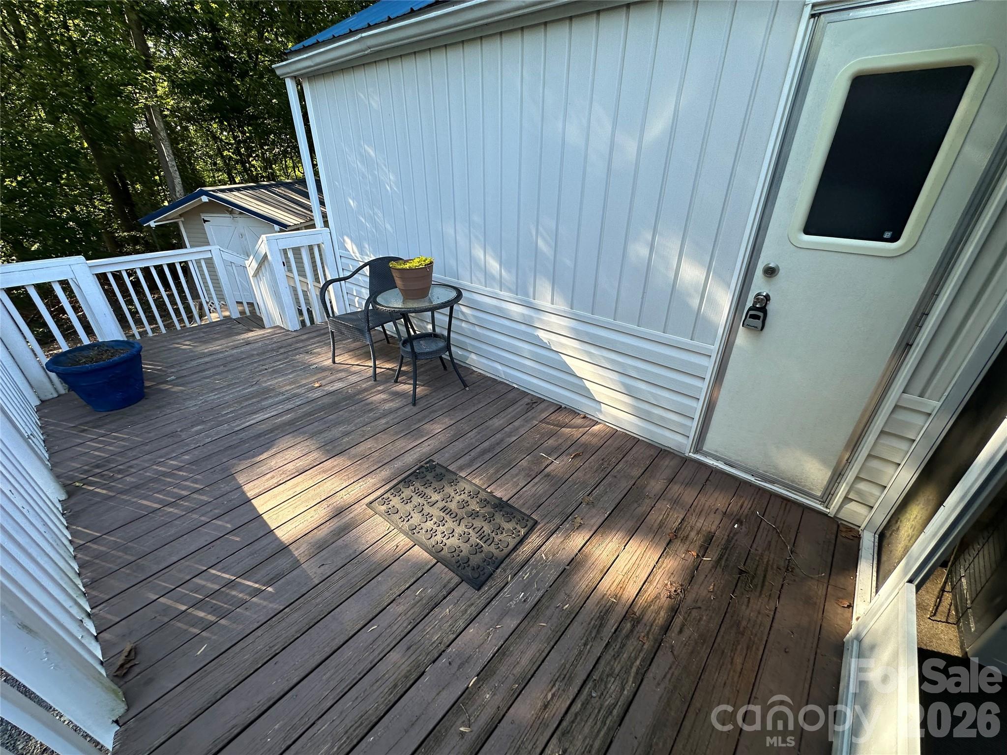 114 Walnut Circle — New London
