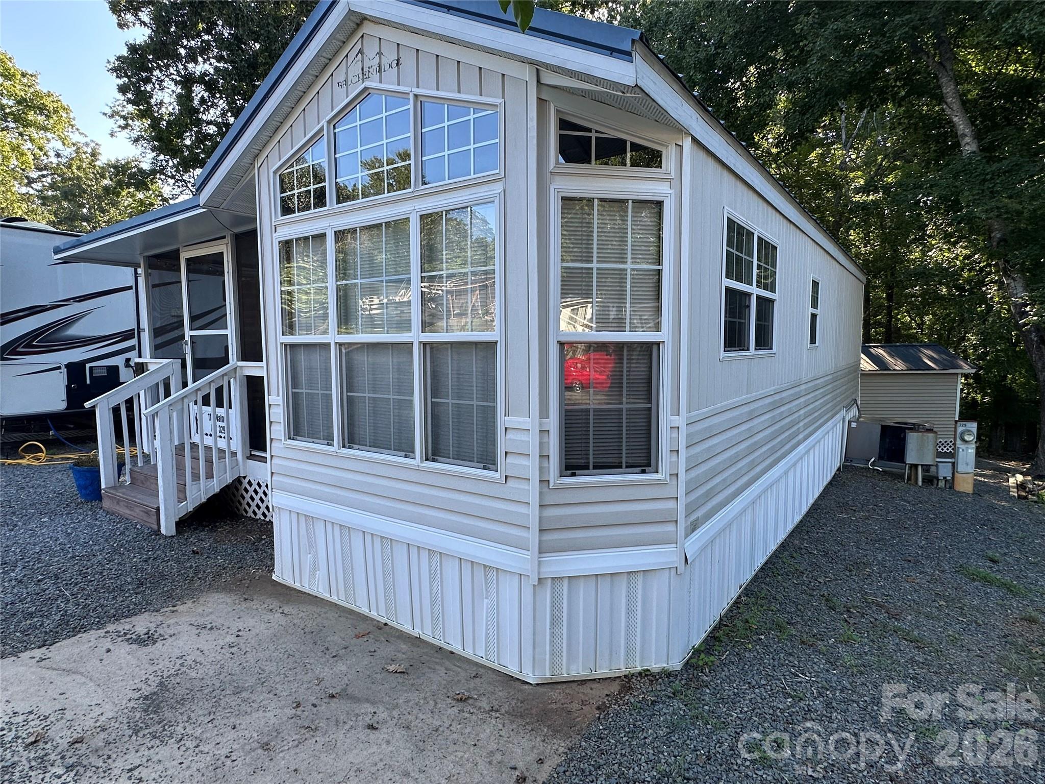114 Walnut Circle — New London