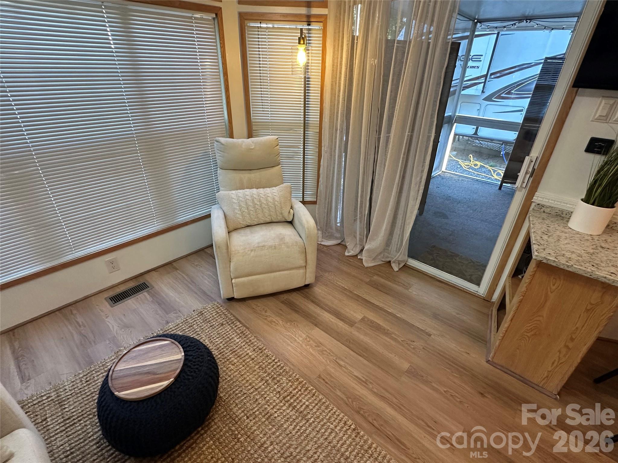 114 Walnut Circle — New London