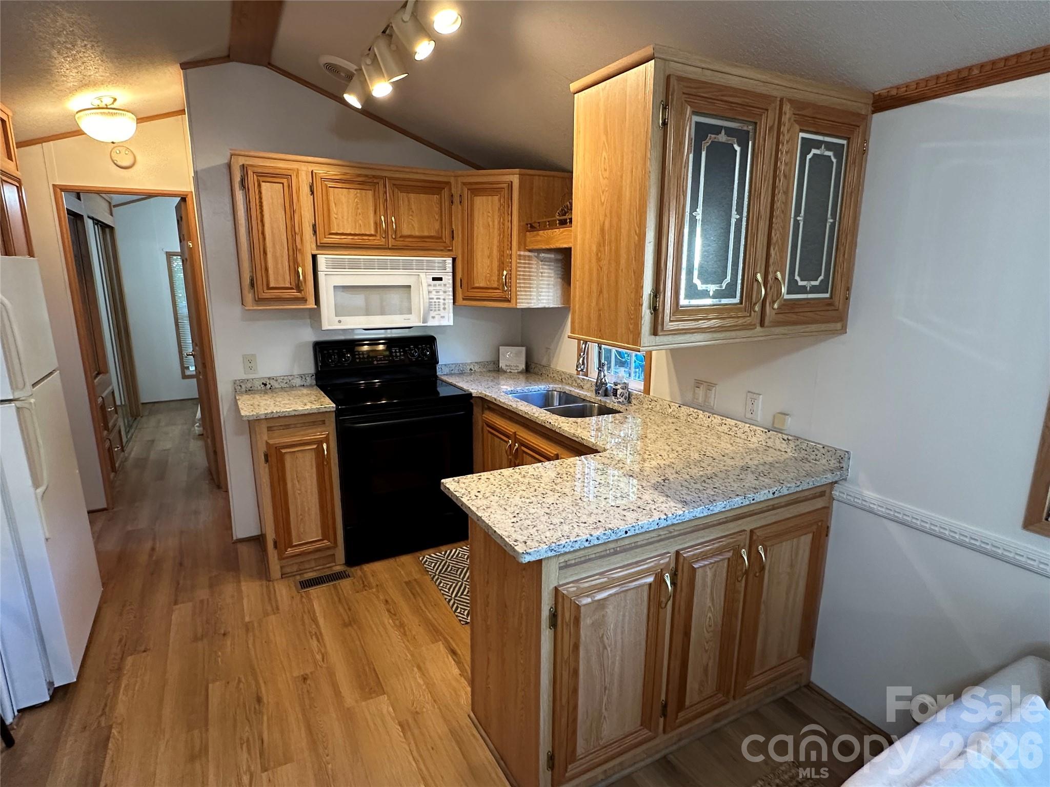 114 Walnut Circle — New London