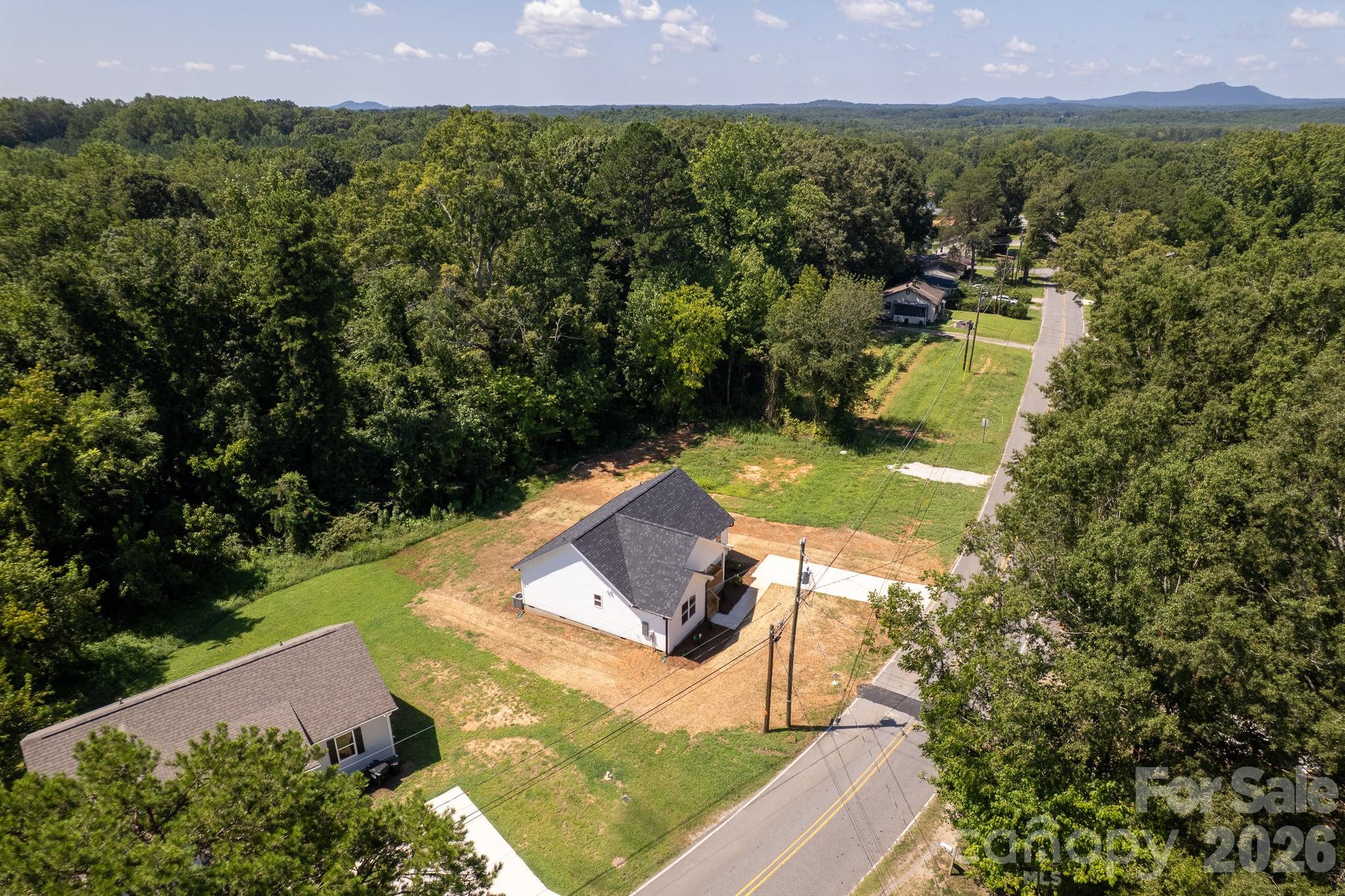 409 Queens Road — Gastonia