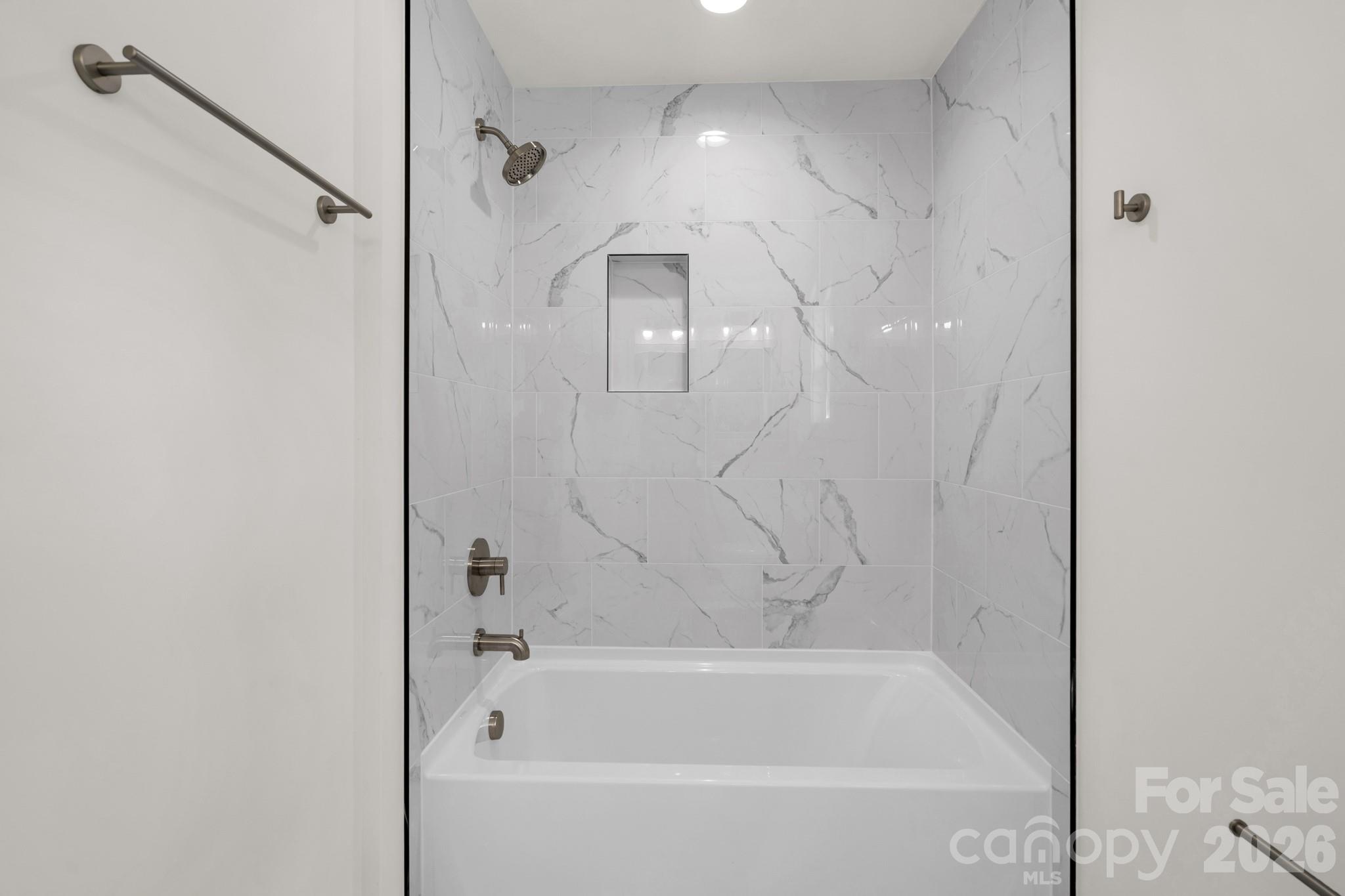 409 Queens Road — Gastonia