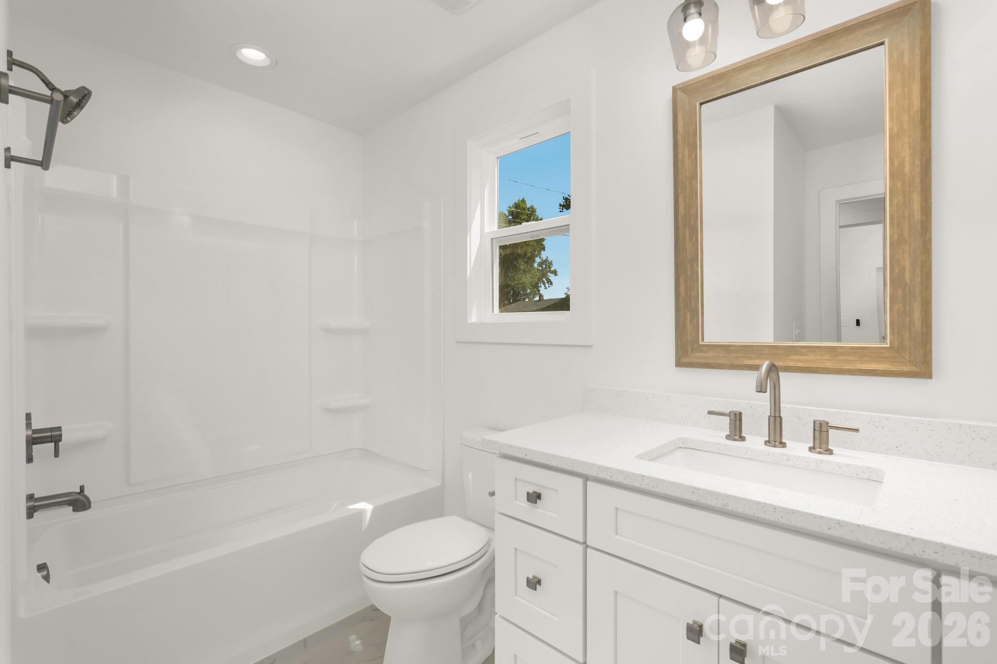 409 Queens Road — Gastonia