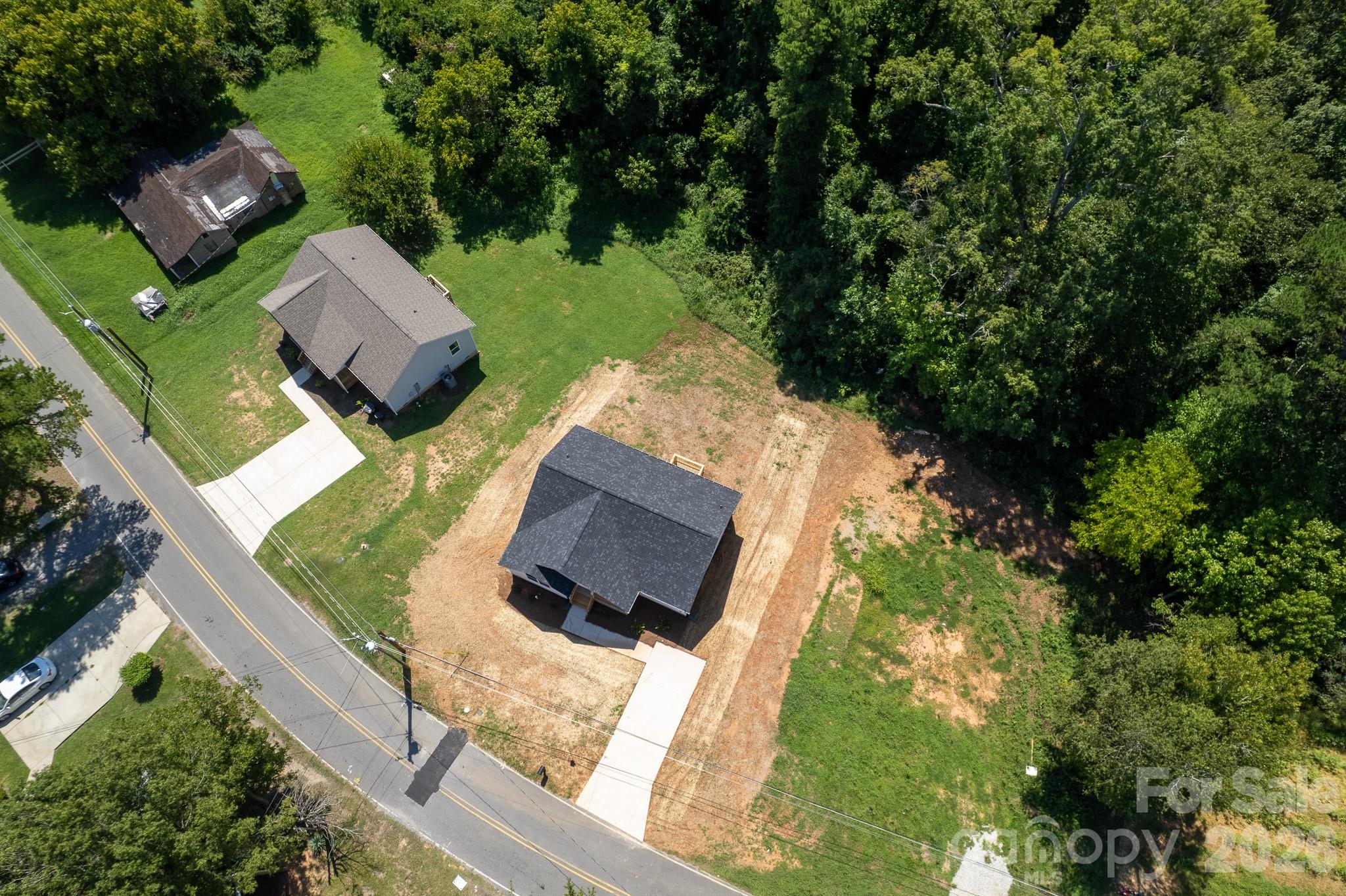 409 Queens Road — Gastonia
